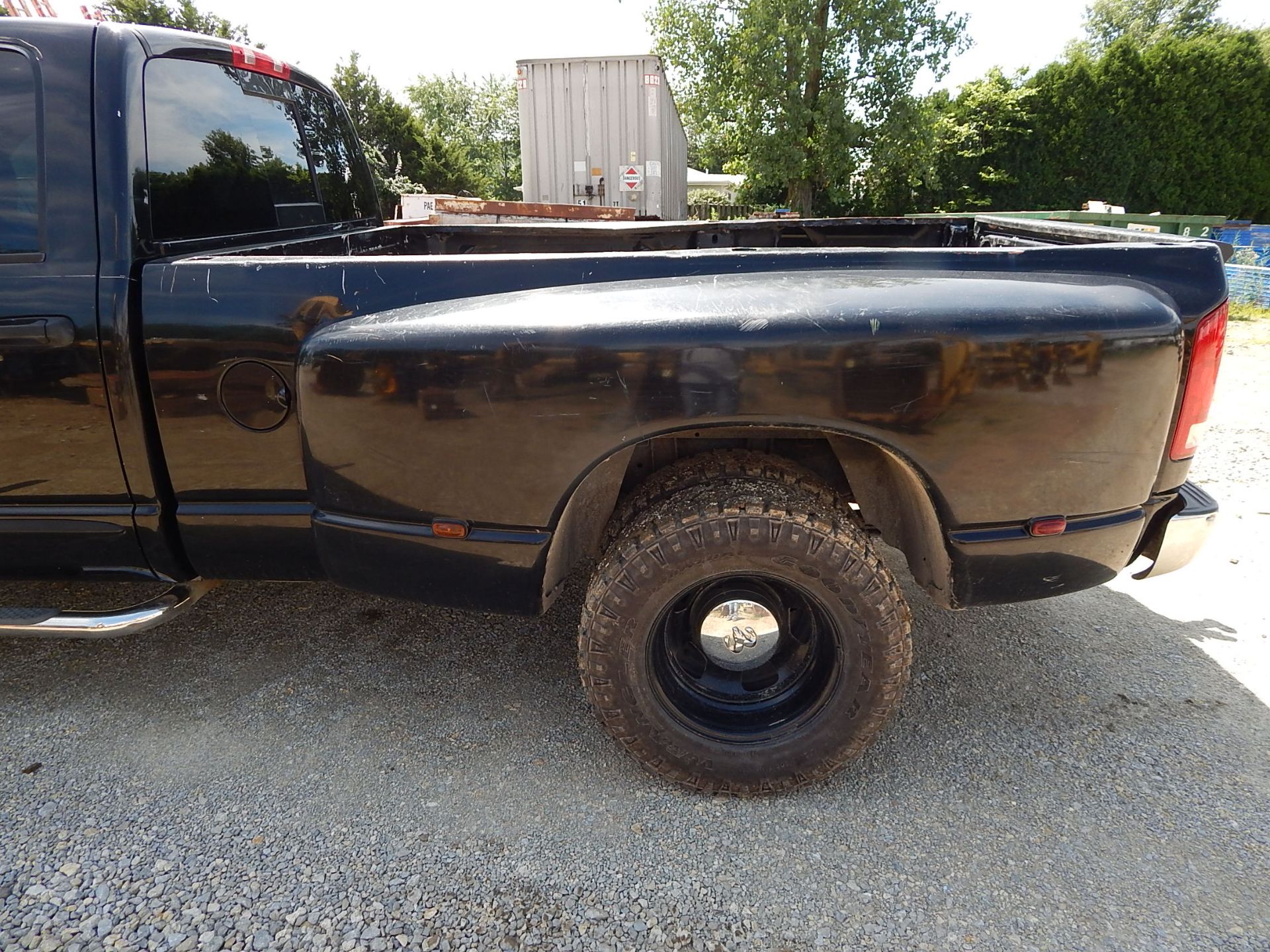 2004 DODGE 3500 4-Door Pickup Truck, Black, Dual Rear Tires, 8 ft. Bed, Auto, VIN 3D7MA48C93G859310, - Image 9 of 22