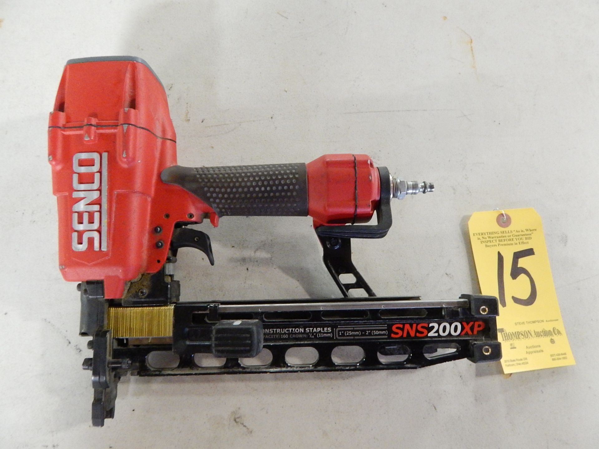 Senco SNS200XP Pneumatic Staple Gun