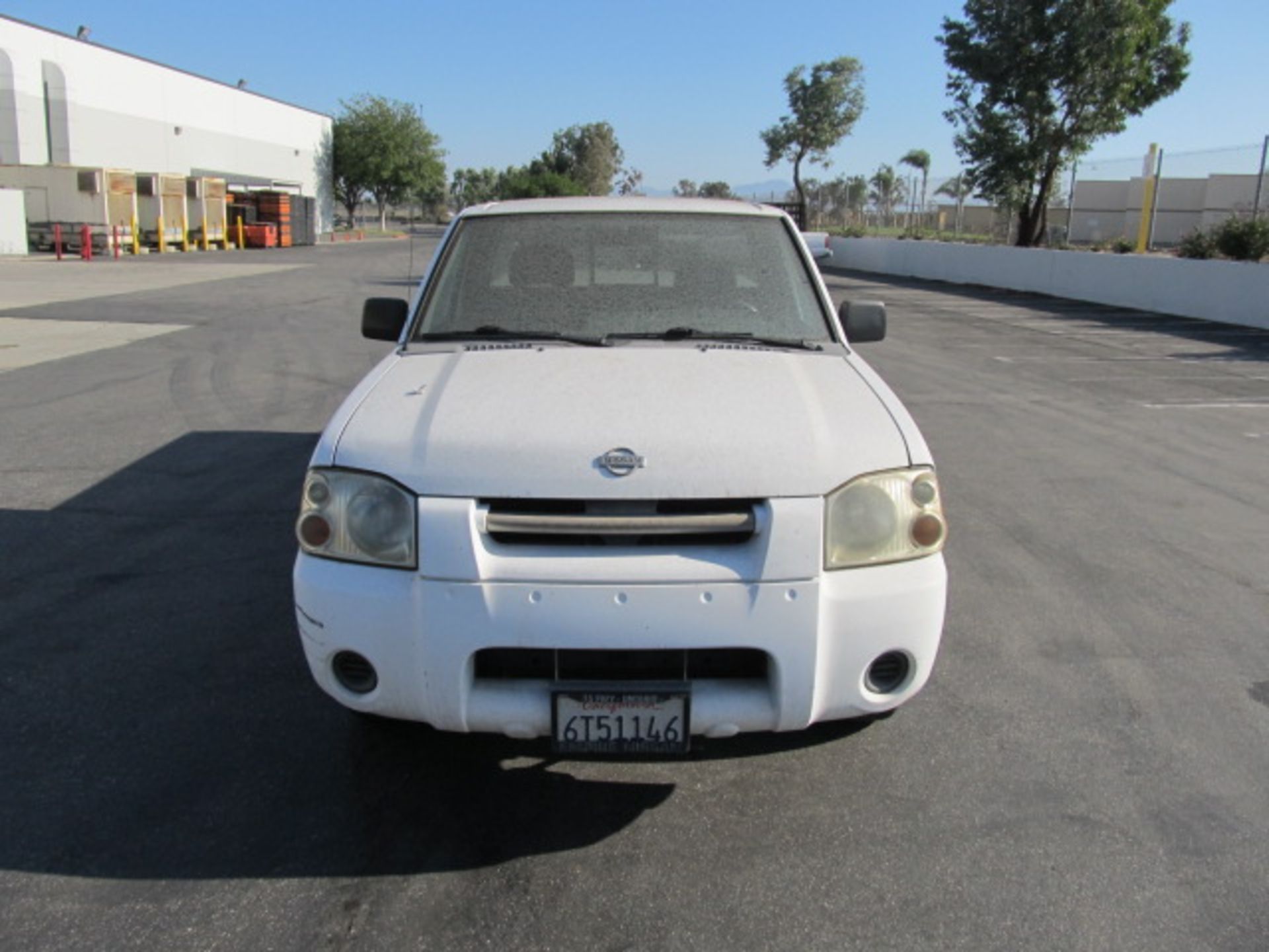 2001 Nissan Frontier XE Pick Up Truck With 4 Cylinder Twin Cam 16 Valve Engine, 5 Speed Manual - Image 2 of 8