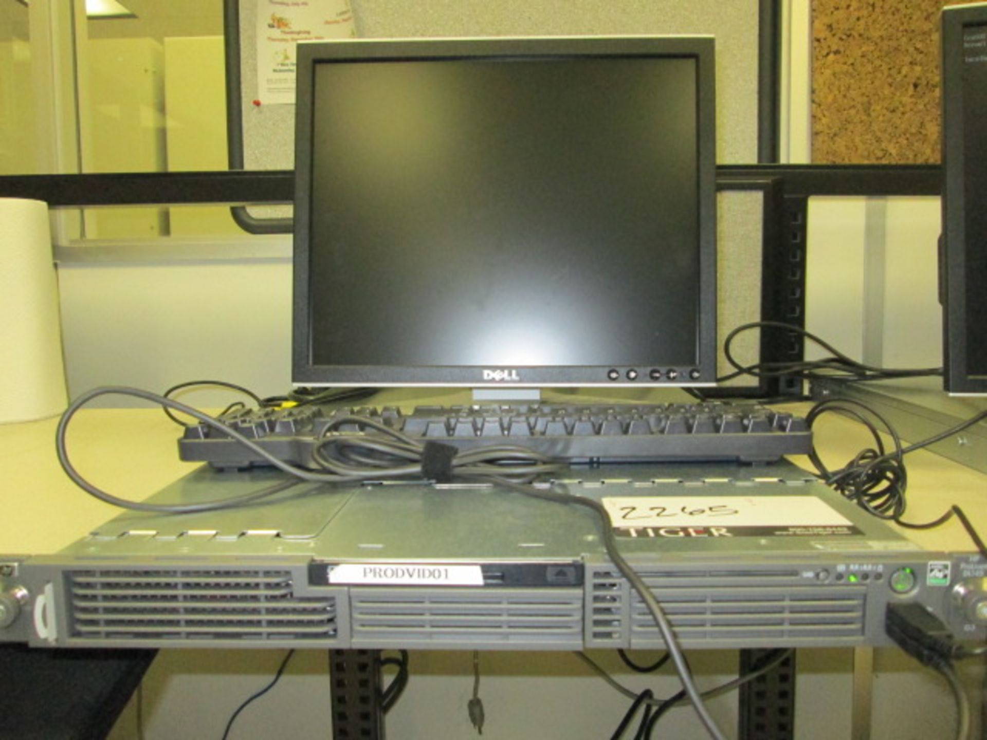HP ProLiant DL145 Server, w/ Dell 19in Monitor And Keyboard. **PLEASE NOTE: Only Available for