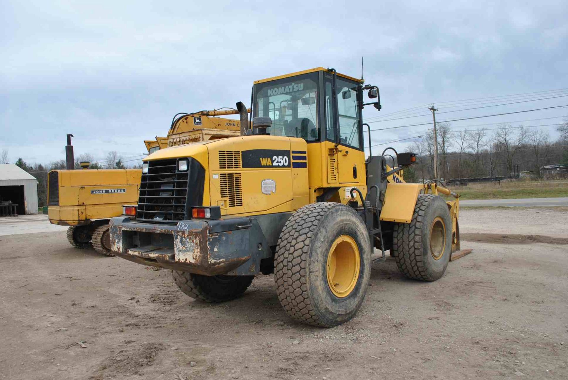 KOMATSU WA250 ARTICULATING LOADER W/ENCLOSED CAB; W/QUICK ATTACH; W/ROCKLAND FORKS; W/SINGLE HOLD - Image 2 of 2