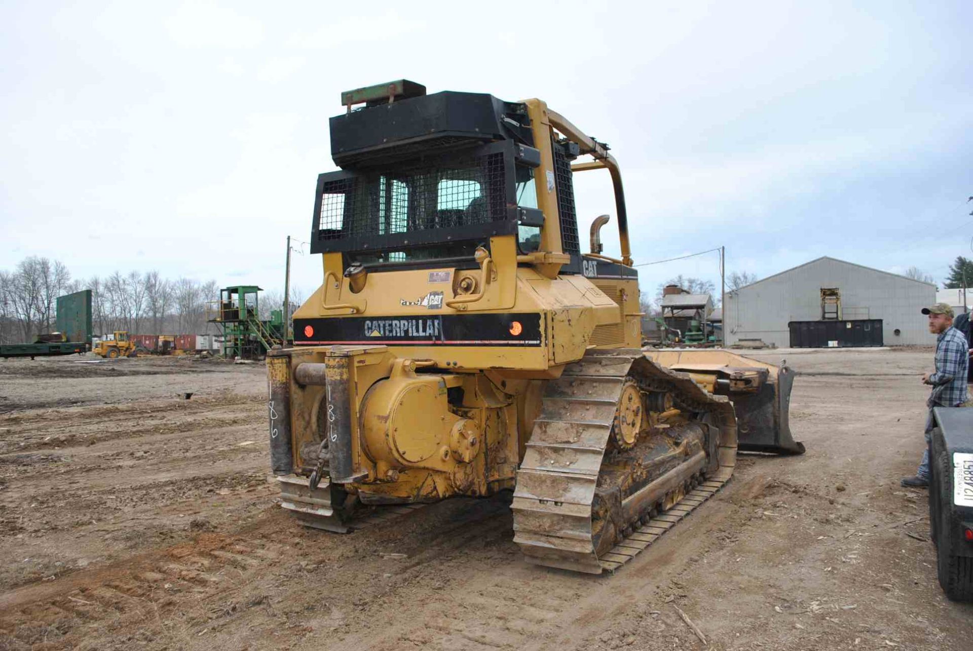 2002 CAT D5M LGP DOZER W/WINCH; W/6 WAY BLADE; W/ENCLOSED CAB; S/N-D5MC3DR00859; W/6229 HOURS - Image 3 of 3