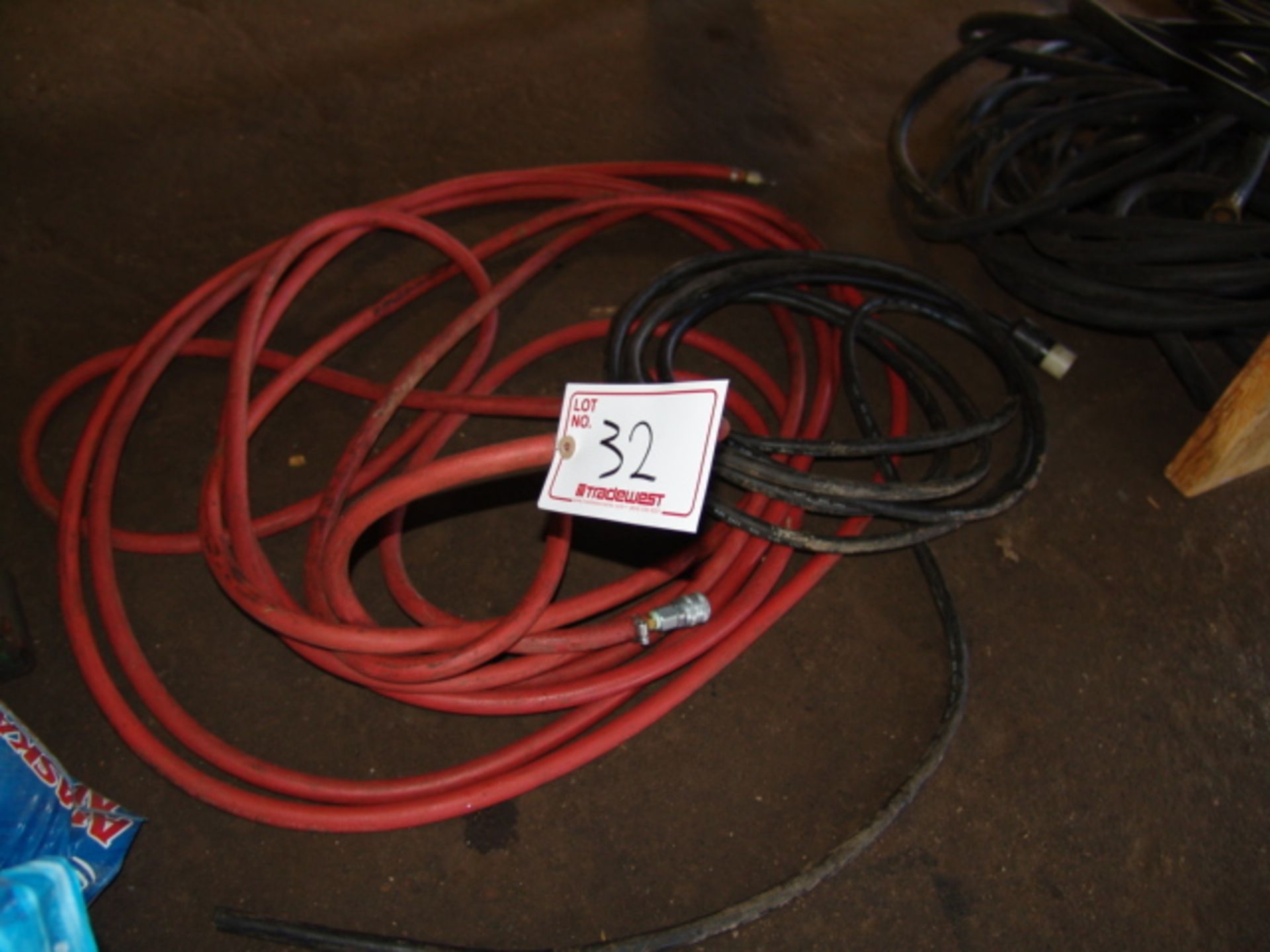 QTY OF AIR HOSE