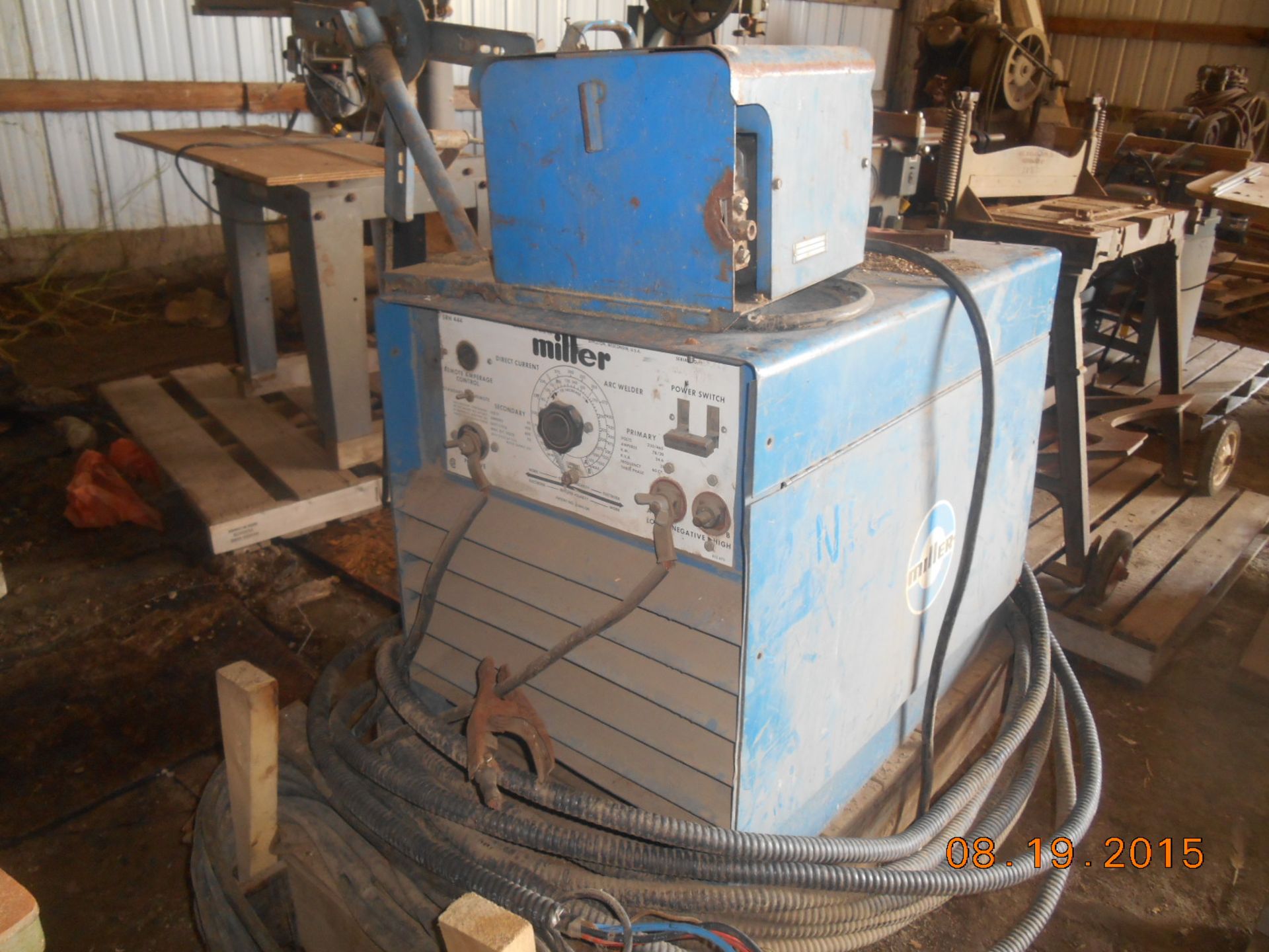 miller 550 amp electric welder