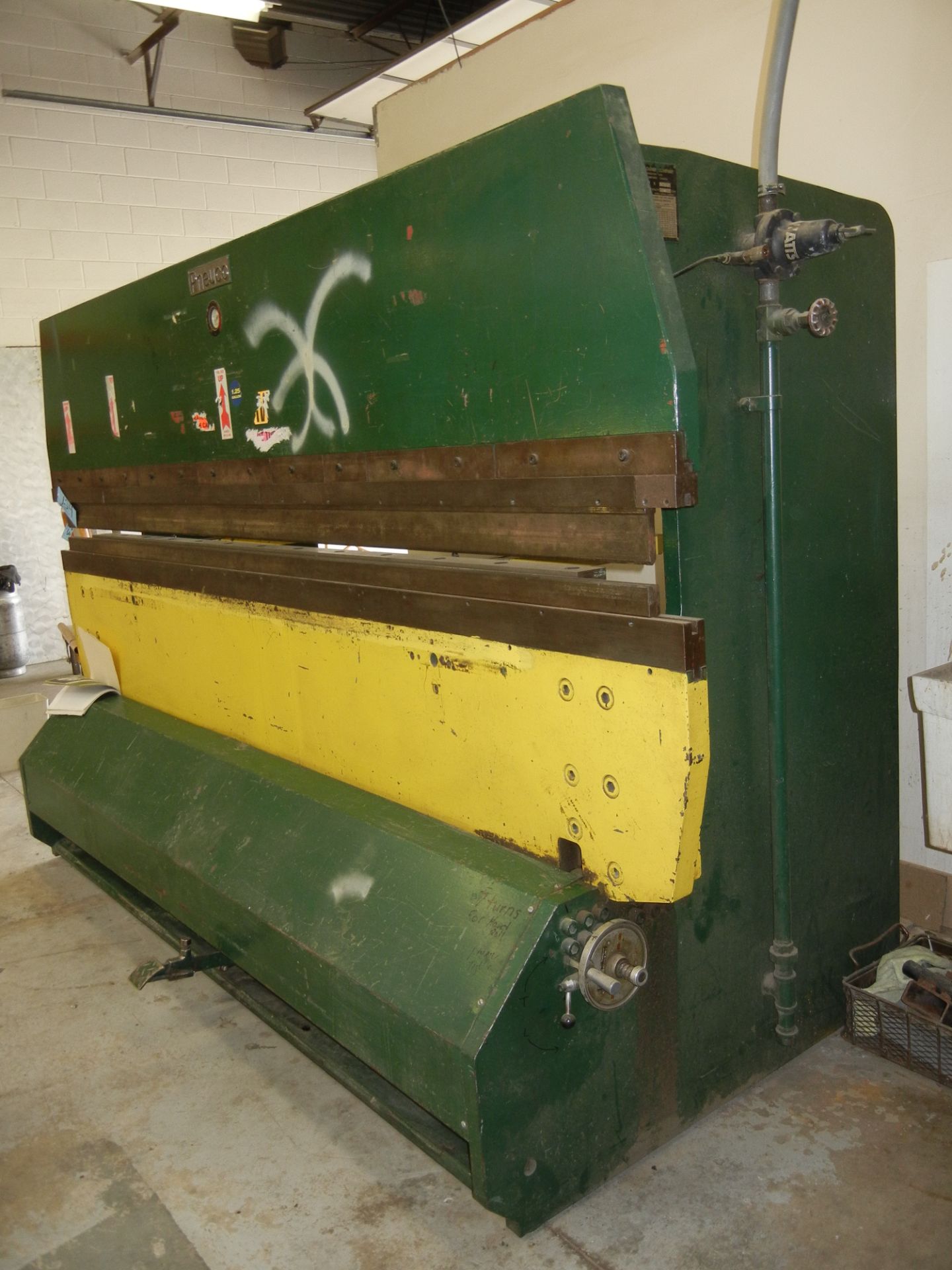 Pneuco Model 010-50; 14-Gauge x 10' x 50-Ton Power Press Brake; S/n C172013 w/ punch & die - Image 4 of 4