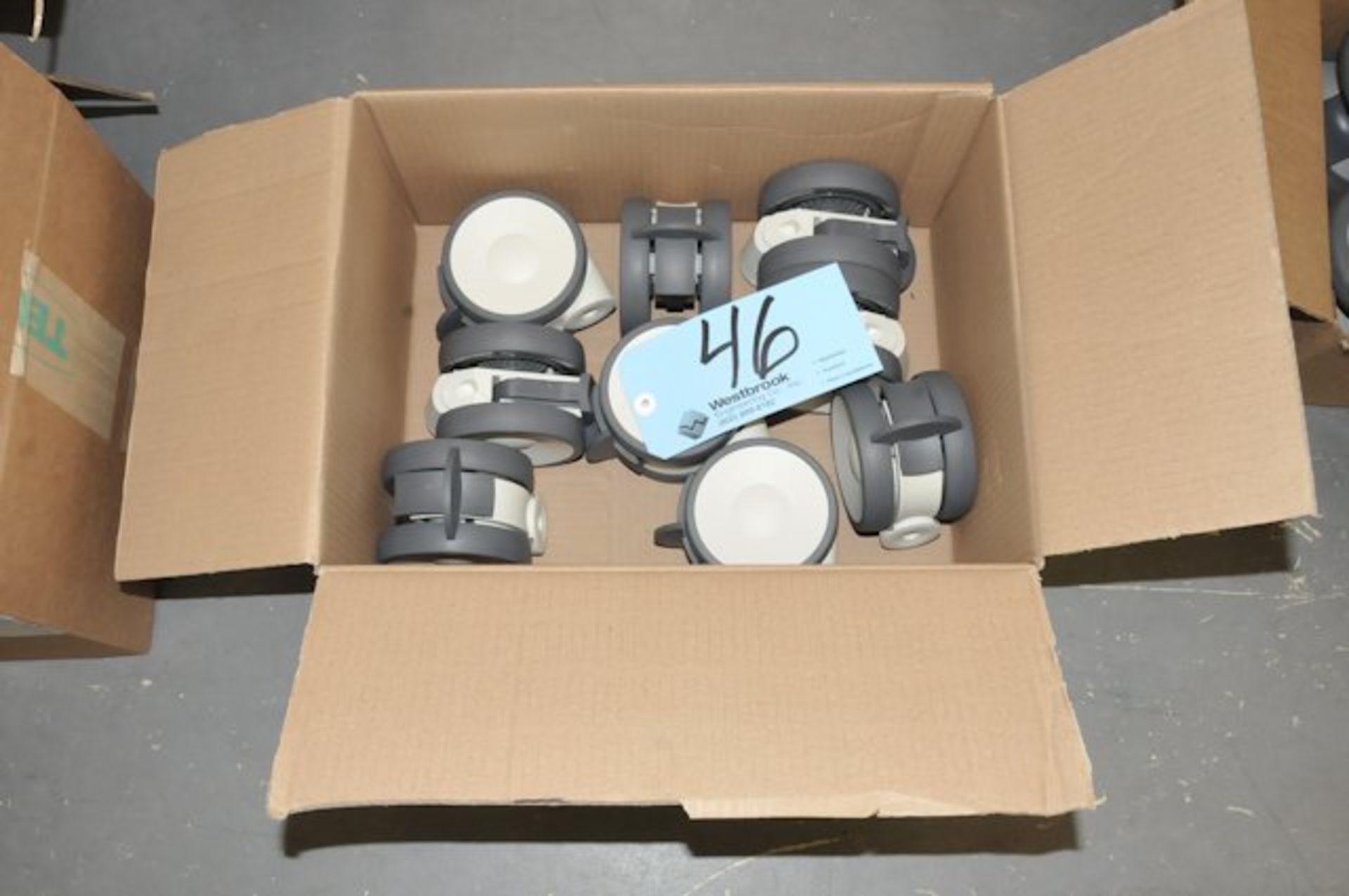 Lot-Casters in (1) Box