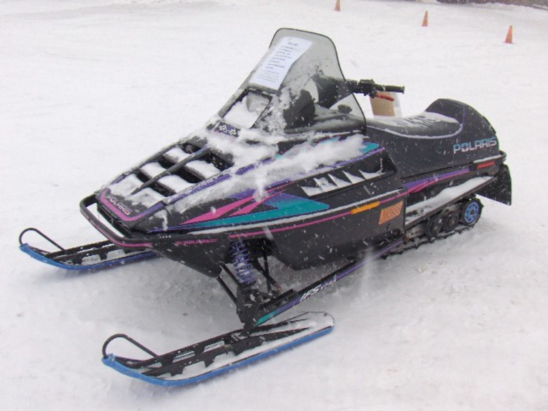1996 POLARIS 600 XLT  2647050 snowmobile, owner started at time of auction check in, rebuilt engine,