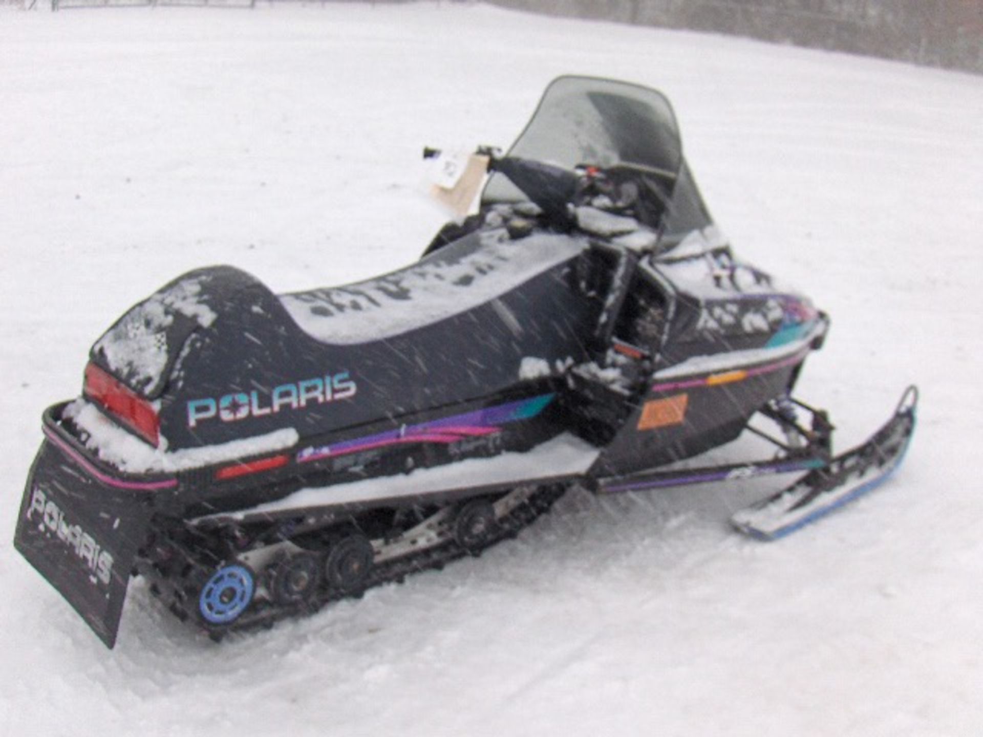 1996 POLARIS 600 XLT  2647050 snowmobile, owner started at time of auction check in, rebuilt engine, - Image 4 of 4