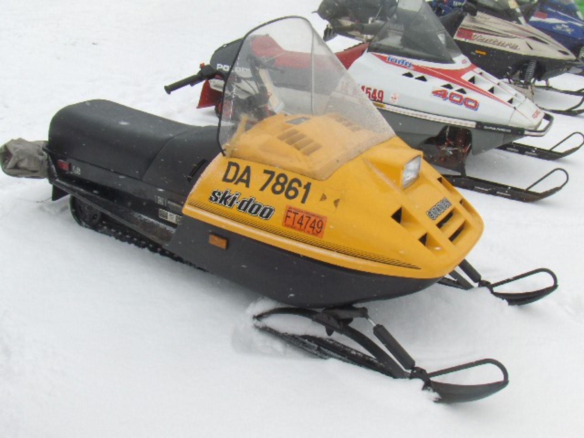 1987 SKI DOO 250 CITATION  321700320 snowmobile, owner started at time of auction check in, - Image 2 of 4