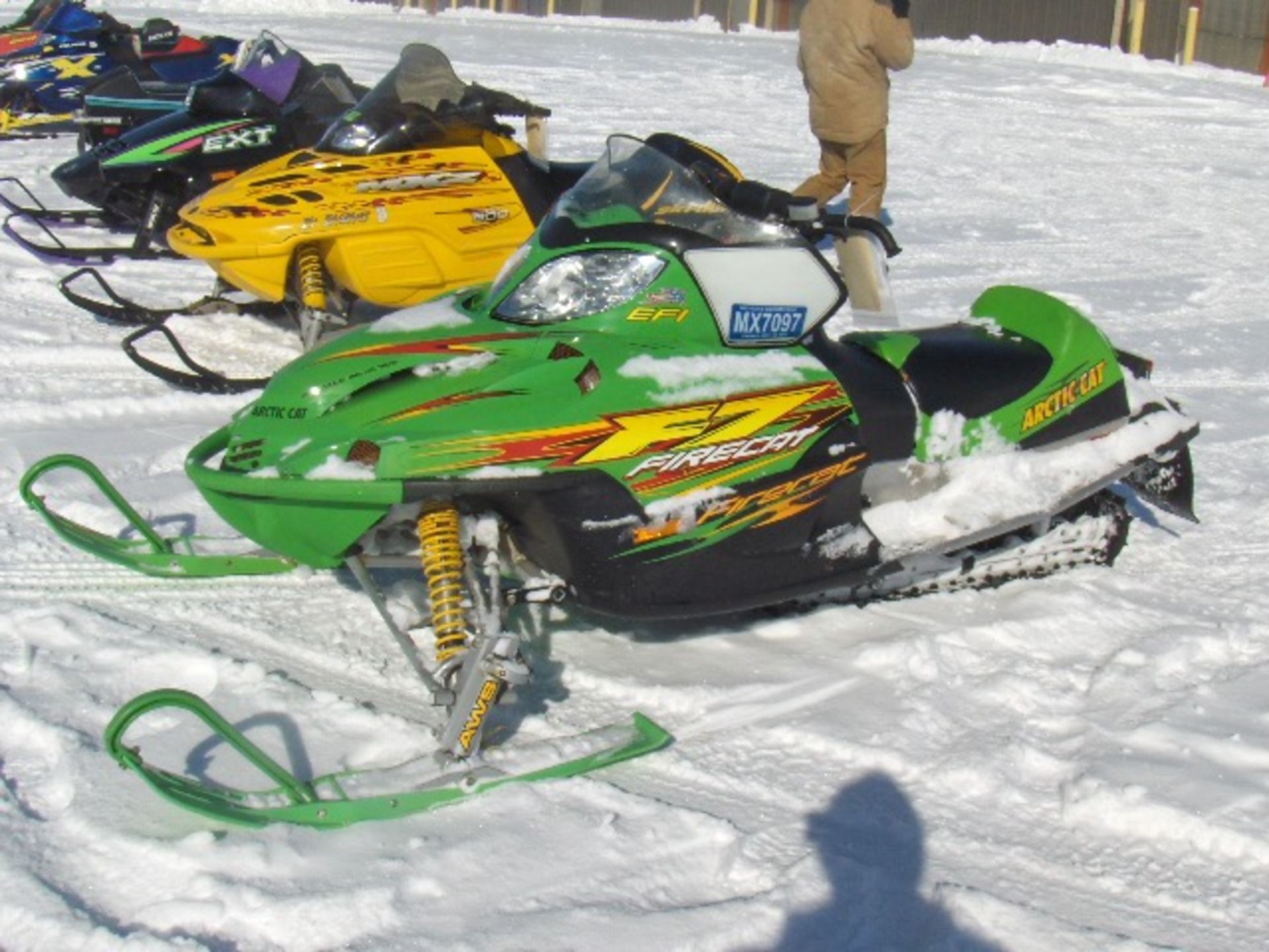 2004 ARCTIC CAT 700 F7  4UM04SNW54T138966 snowmobile, owner started at time of auction check in,