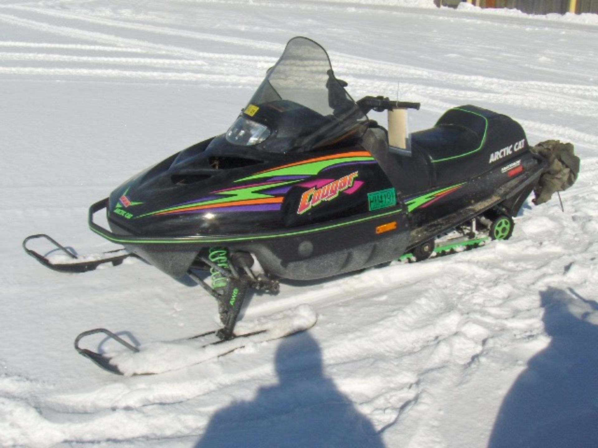 1997 ARCTIC CAT 550 COUGAR  9704424 snowmobile, owner started at time of auction check in, cobra