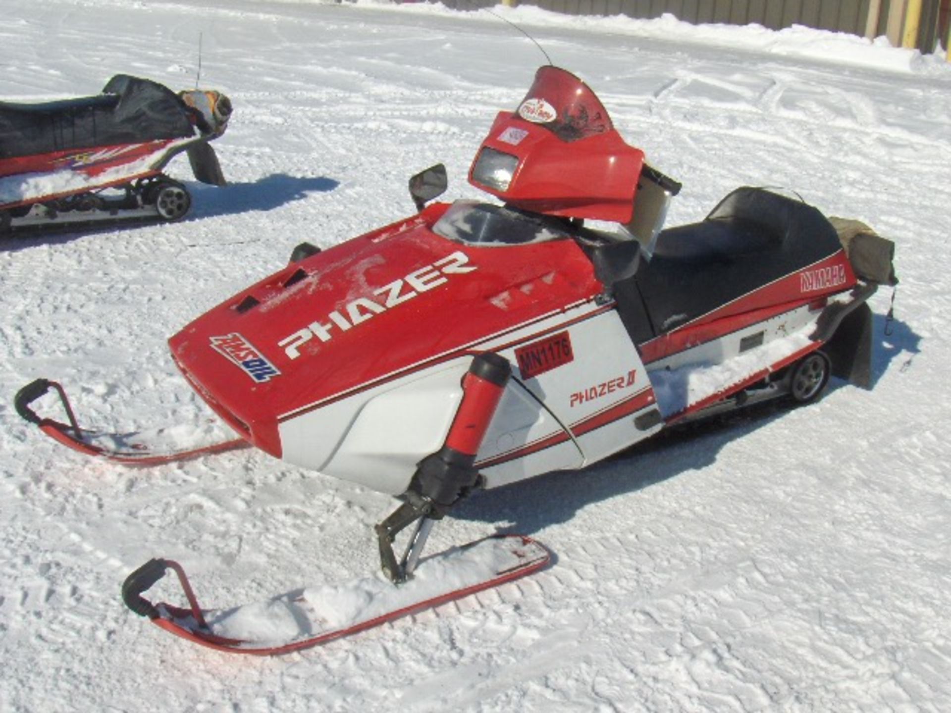 1990 YAMAHA 480 PHAZER II  87F002651 snowmobile, owner started at time of auction check in, 2