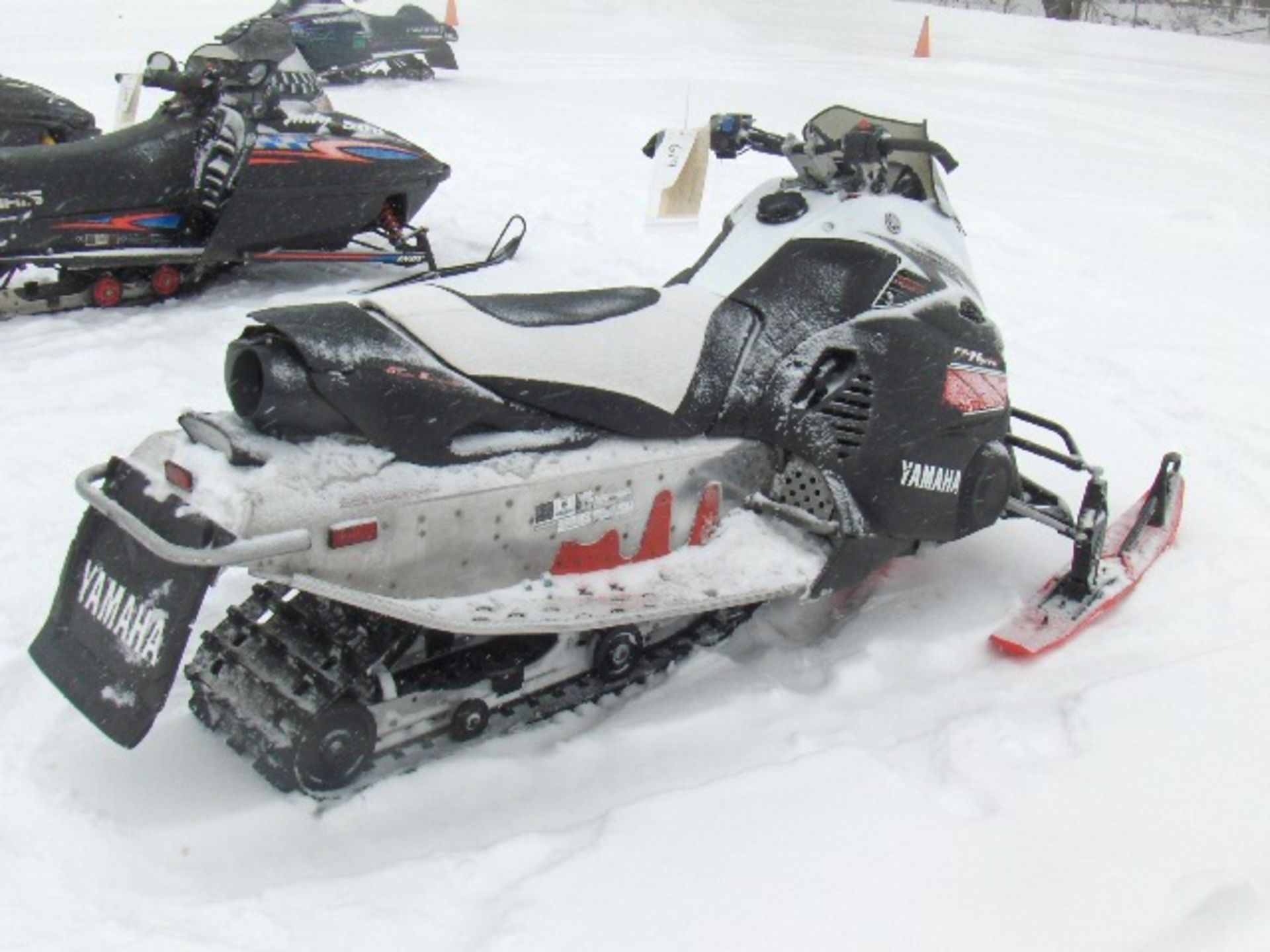 2008 YAMAHA 1049 FX NYTRO R TX  JYE8HB0088A002134 snowmobile, owner started at time of auction check - Image 3 of 4