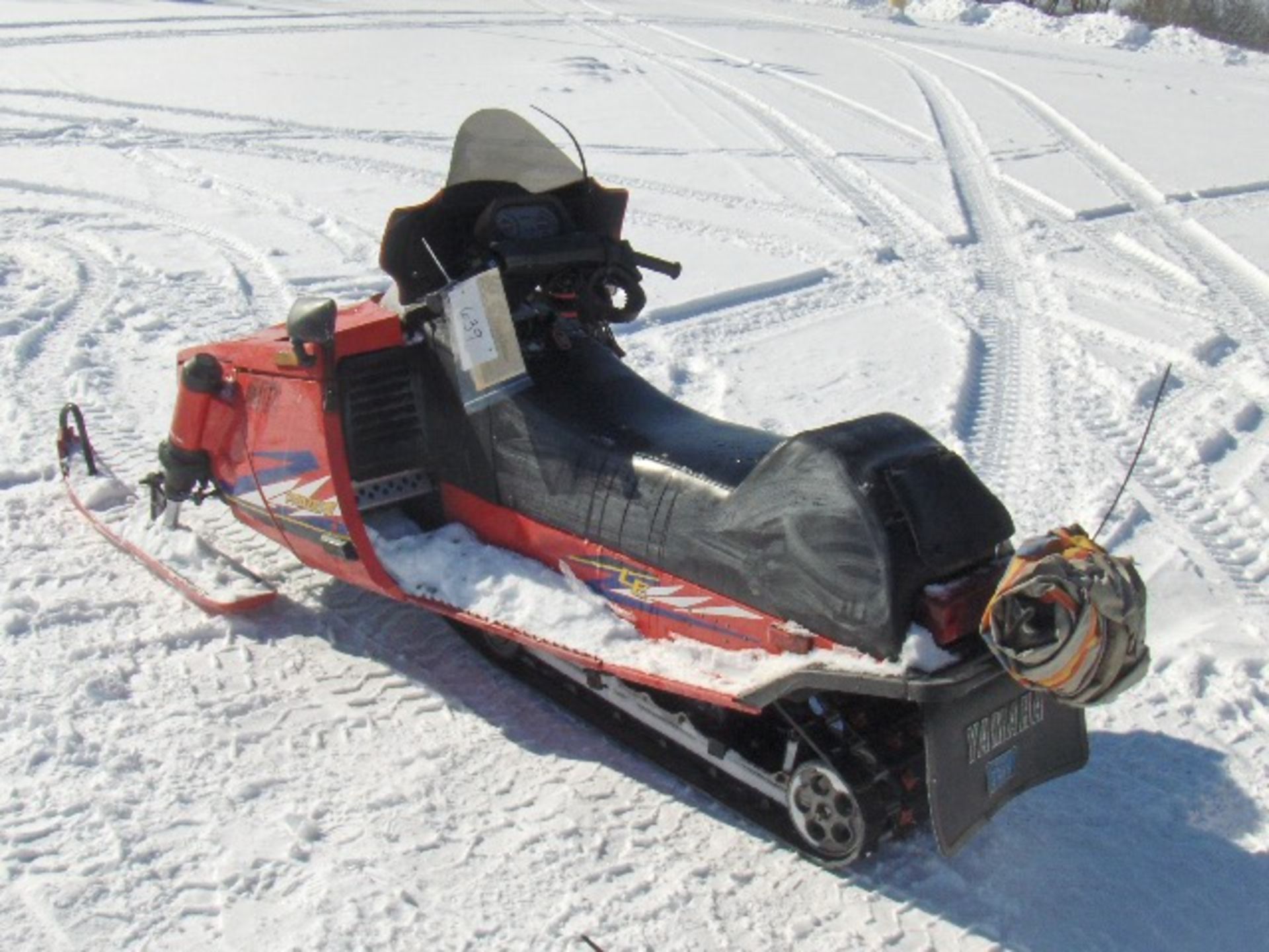 1994 YAMAHA 480 PHAZER II  8BG007205 snowmobile, owner started at time of auction check in, 2 - Image 3 of 3