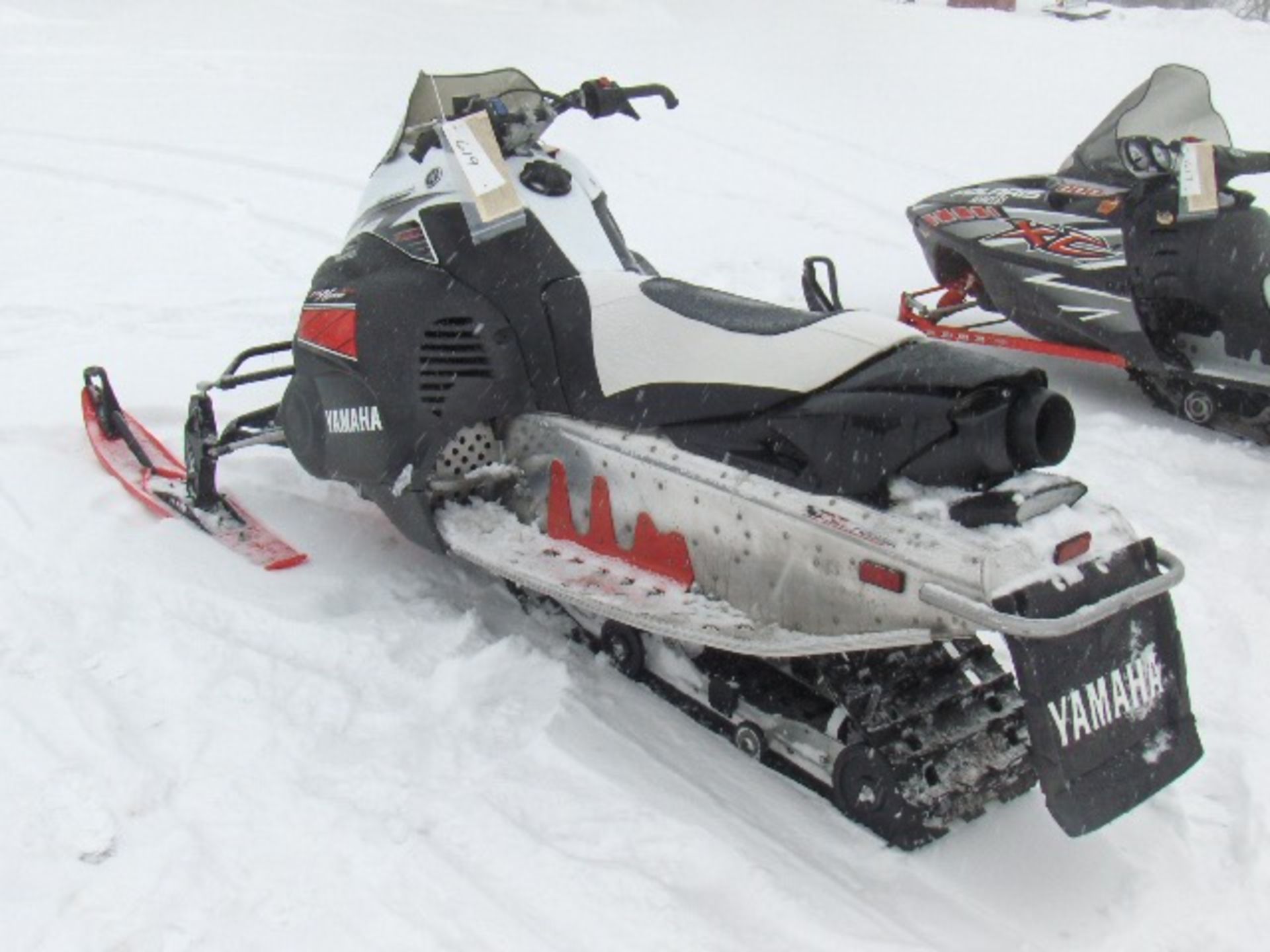 2008 YAMAHA 1049 FX NYTRO R TX  JYE8HB0088A002134 snowmobile, owner started at time of auction check - Image 4 of 4