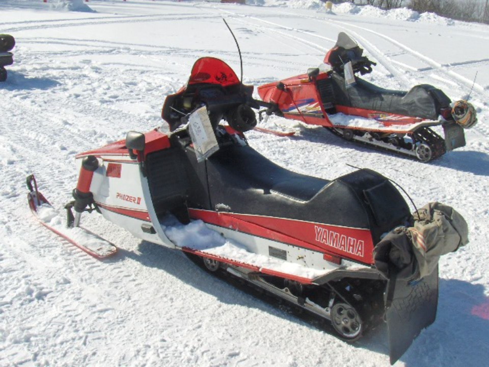 1990 YAMAHA 480 PHAZER II  87F002651 snowmobile, owner started at time of auction check in, 2 - Image 3 of 3