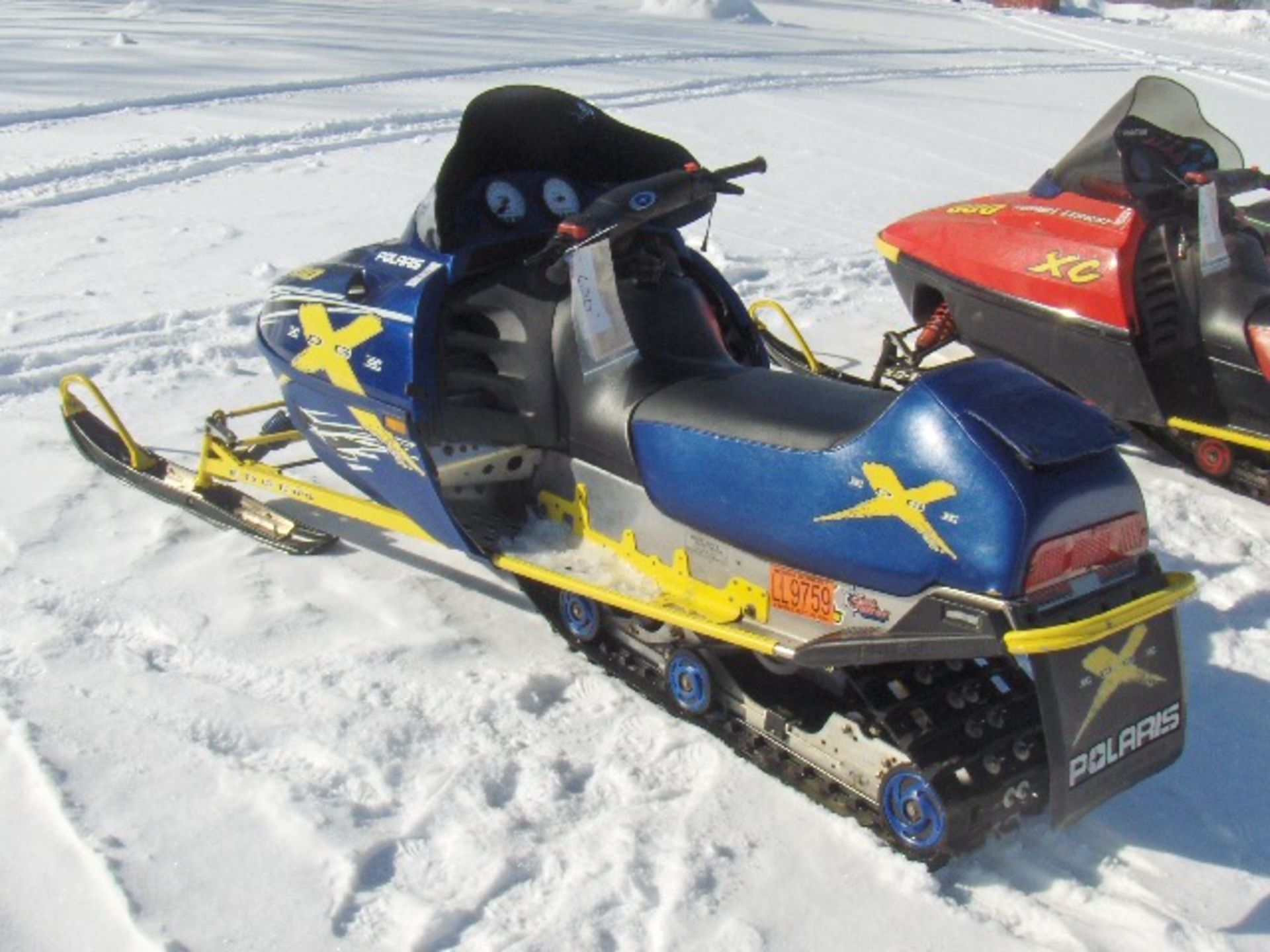 2002 POLARIS 700 EDGE  4XANP7CS926246745 snowmobile, owner started at time of auction check in, sold - Image 4 of 4