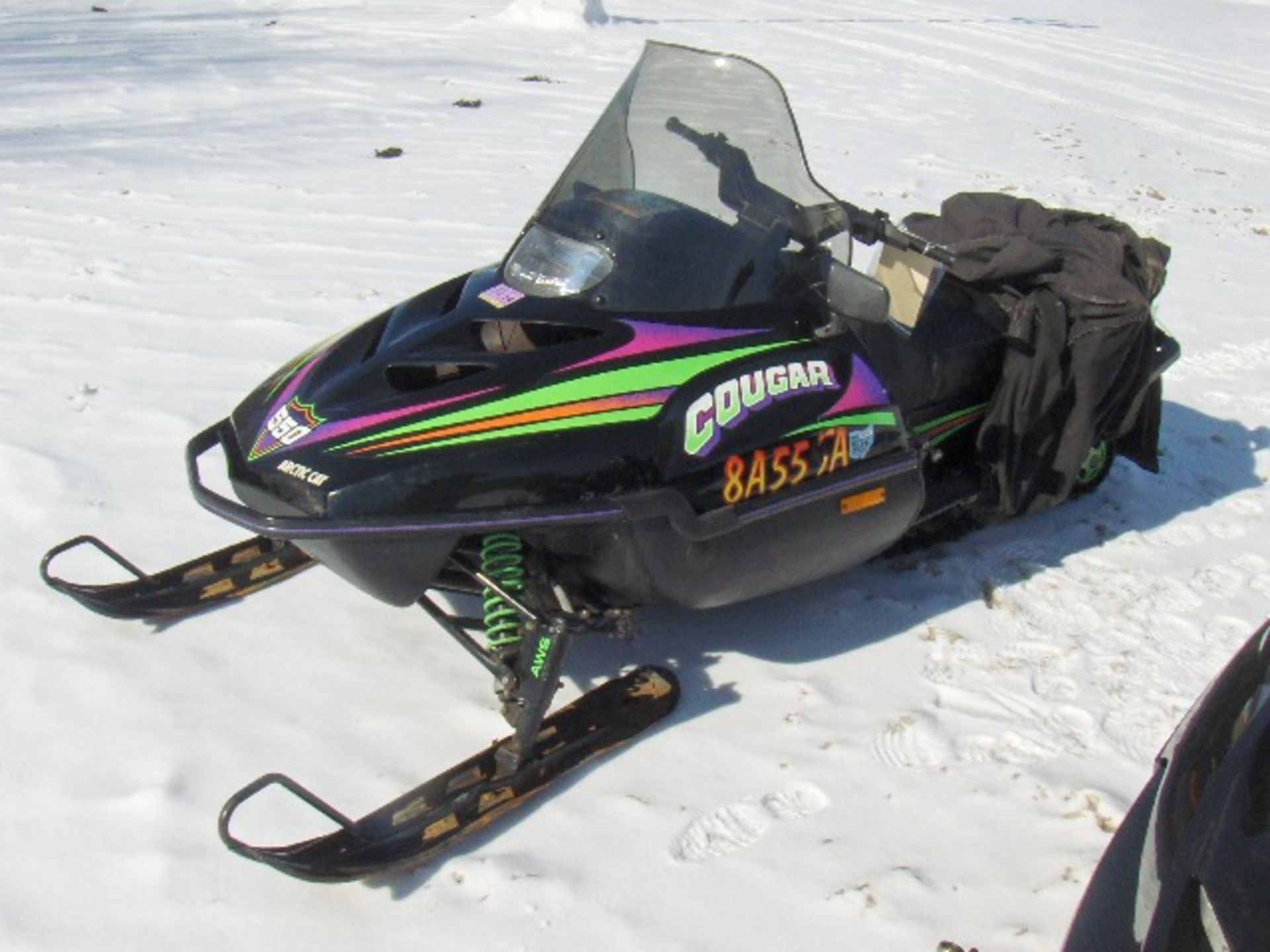 1996 ARCTIC CAT 550 COUGAR 9613242 snowmobile, motor needs work, new clutch, sold with a signed