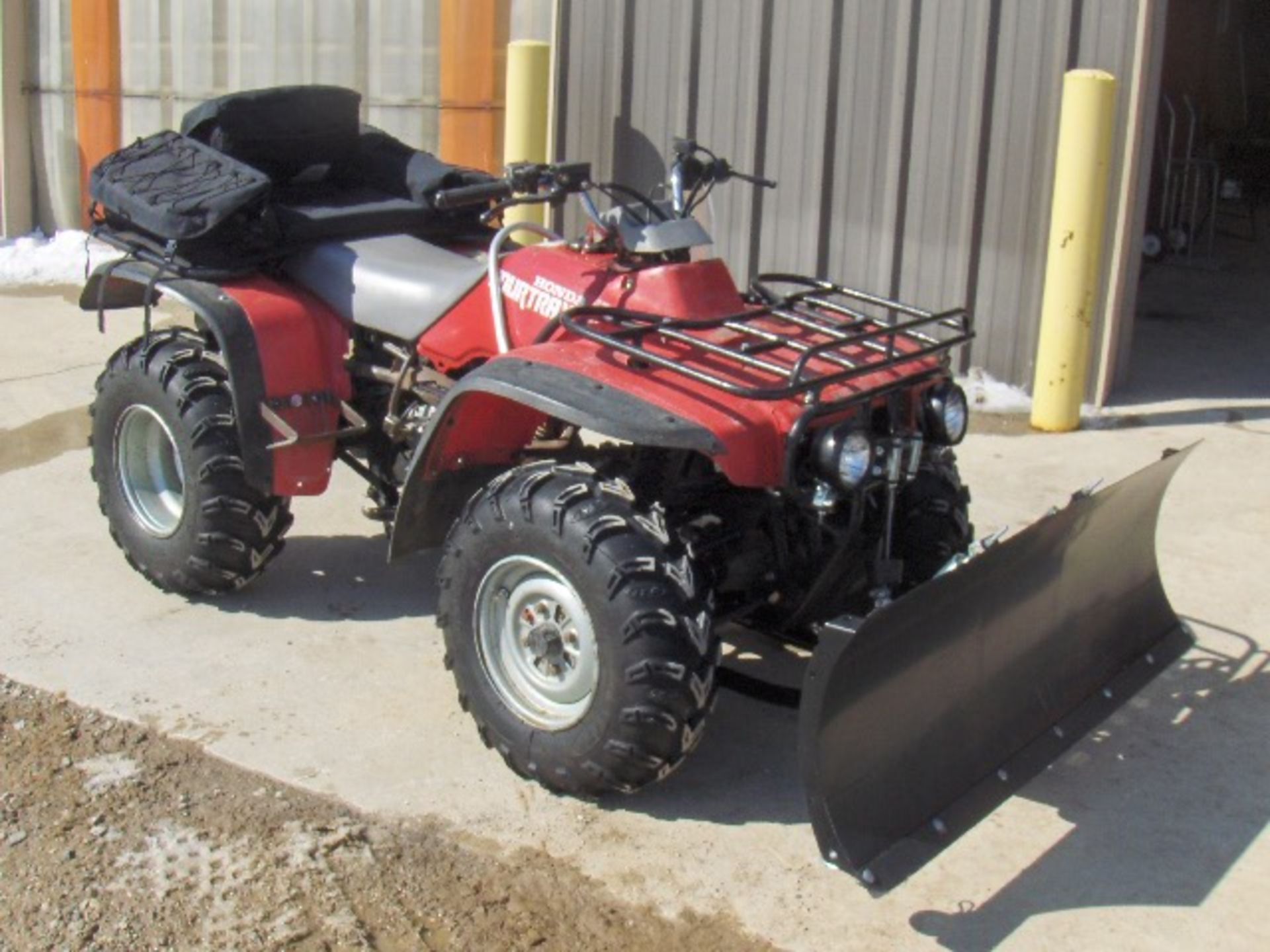 1995 HONDA 300 4X4 FOURTRAX  four wheeler, owner started at the time of check-in, electric start, - Image 2 of 3