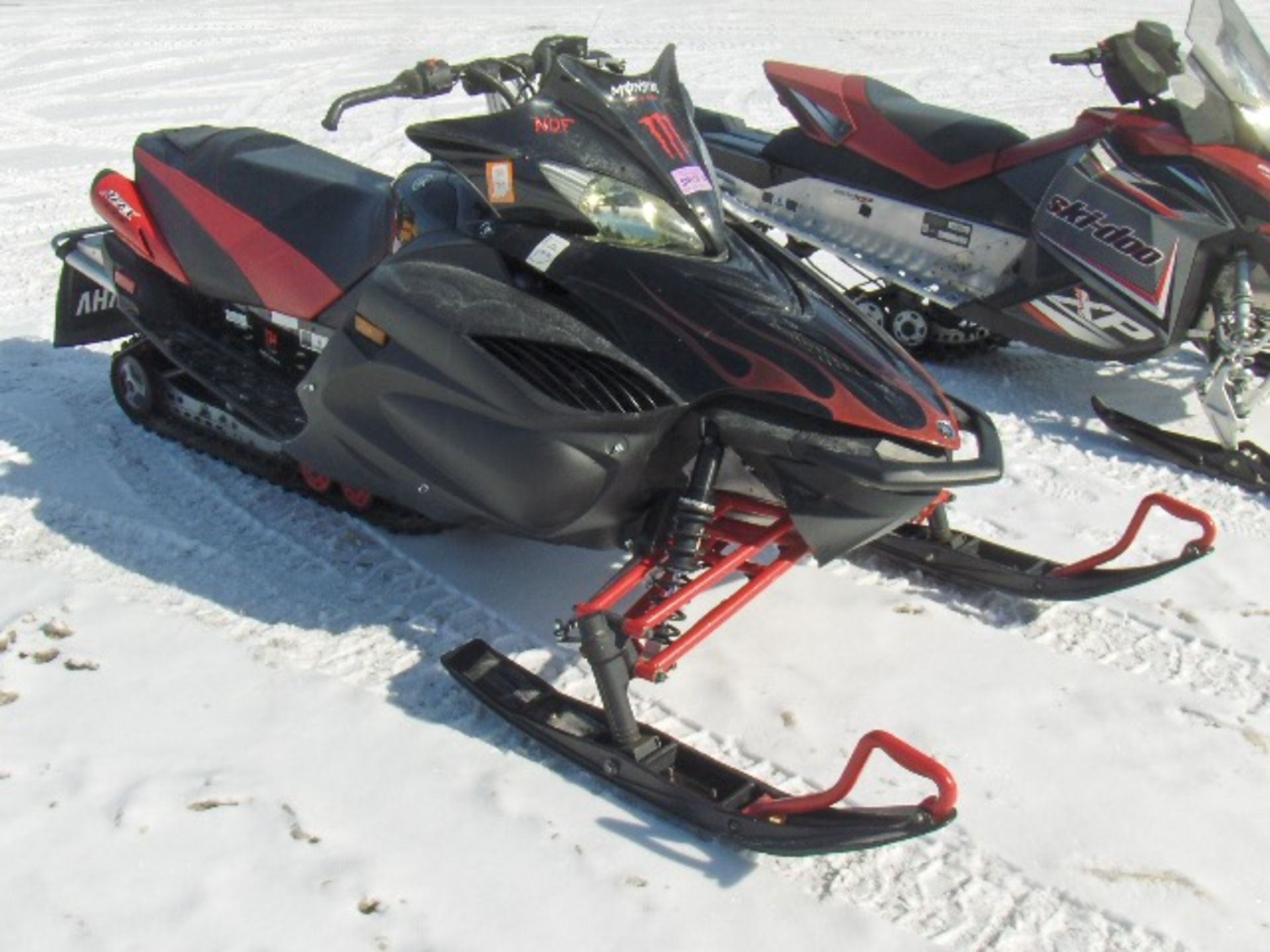 2008 YAMAHA 1000 APEX LTX JYE8FT0058A008436 snowmobile, owner started at time of check-in, - Image 2 of 4