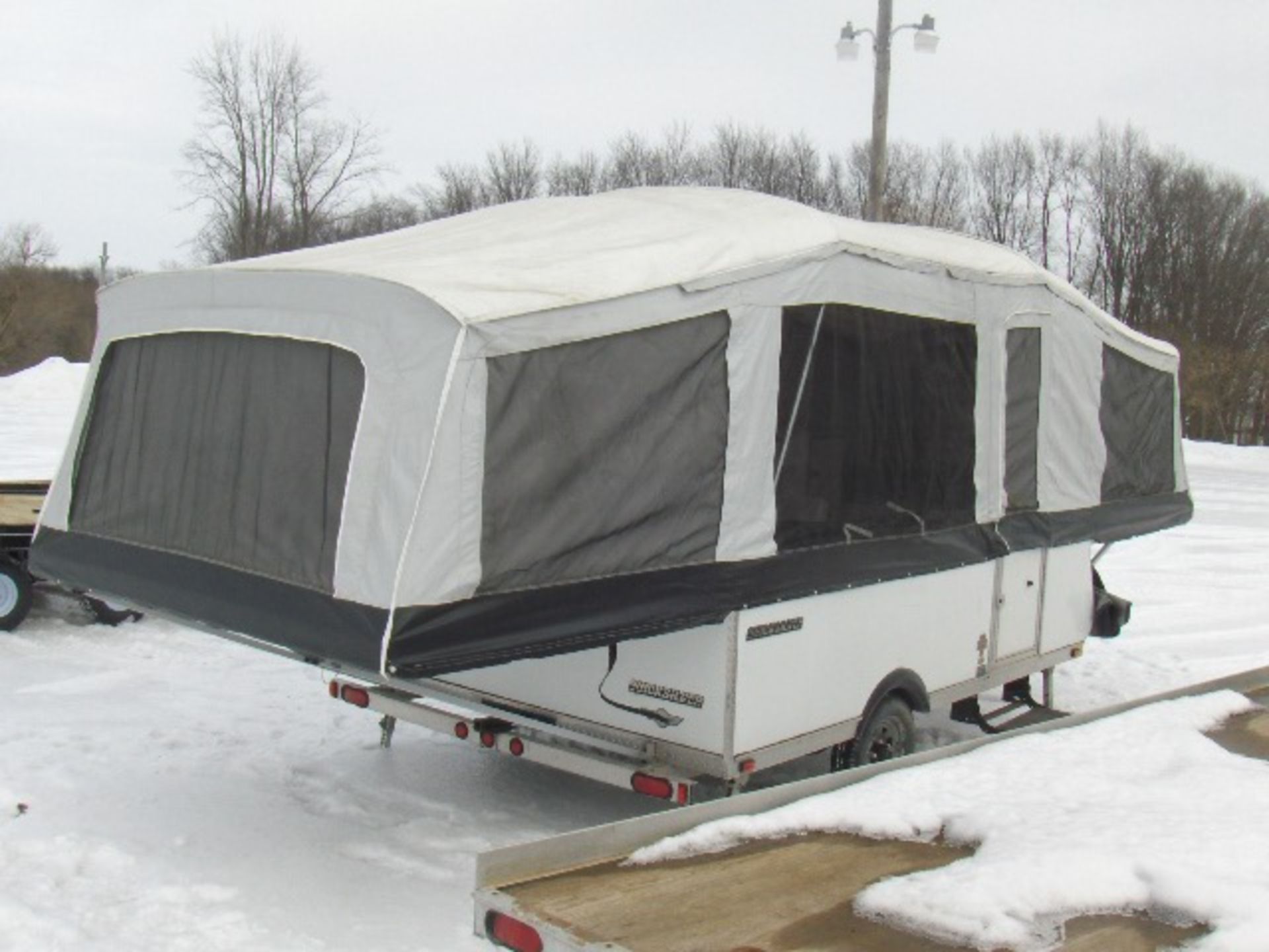 2006 LIVIN LITE 1 AXLE QUICKSILVER 4X3LL10186G000619 camper, power inverter, sink, lights, on - Image 2 of 4