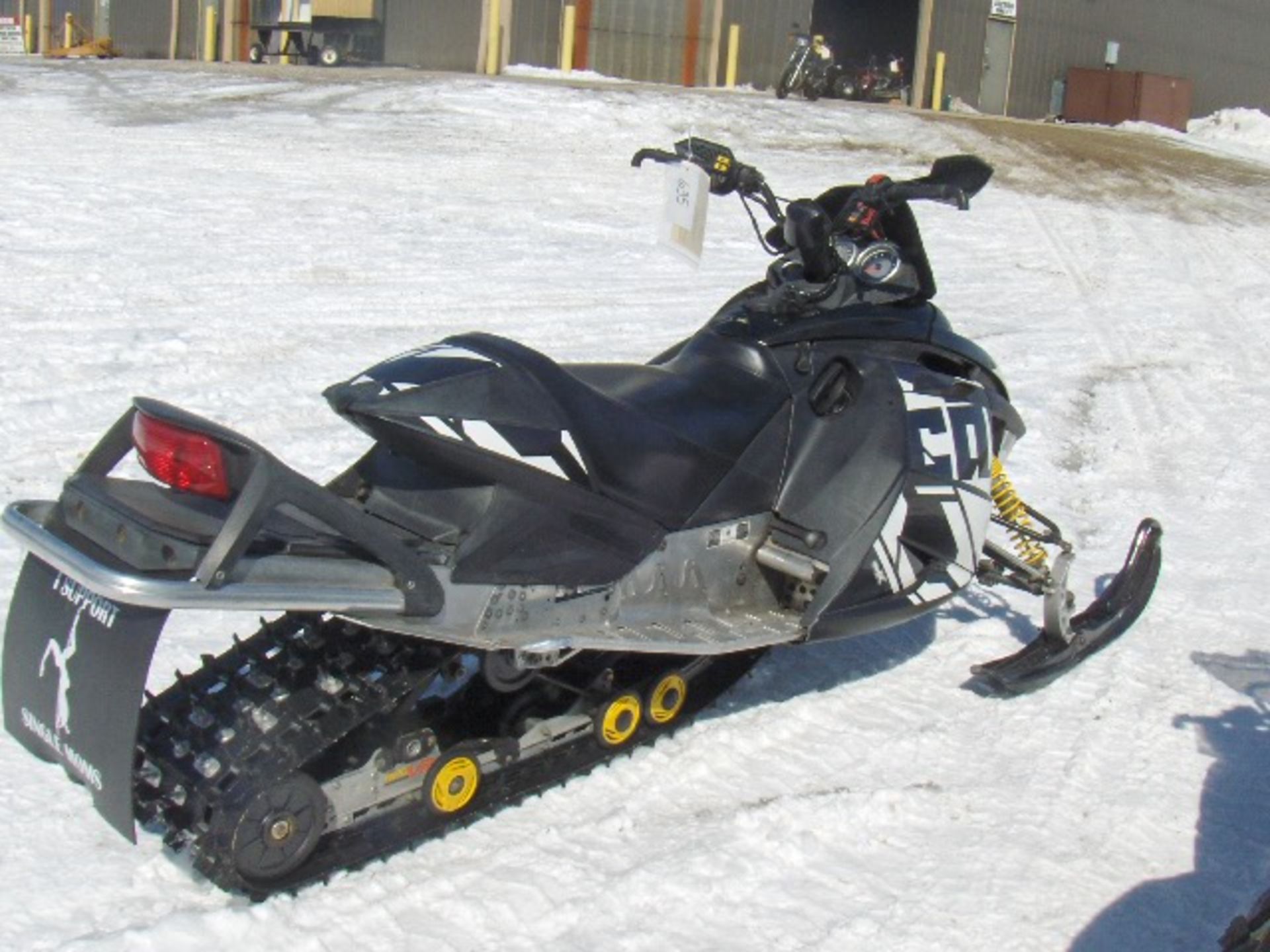 2003 SKI-DOO 800 REV 800 MXZ 2BPS226843V001102 Snowmobile, sold with a bill of sale only - Image 3 of 3