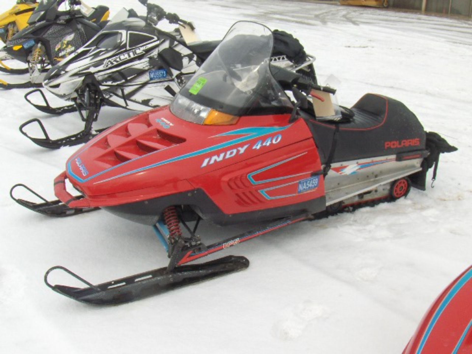 1994 POLARIS 440 INDY SPORT 2212881 Snowmobile, owner started at the time of check-in, sold with a