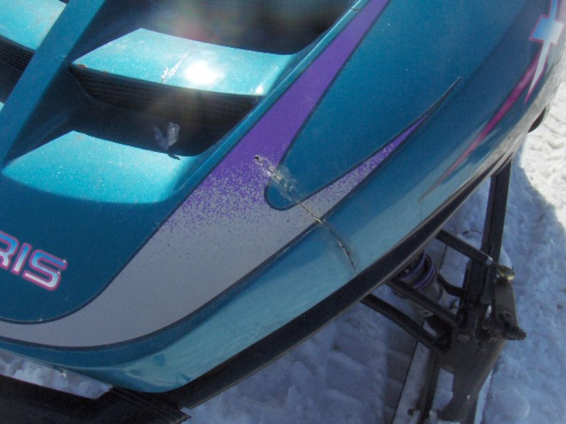 1996 POLARIS 600 973756 318596 Snowmobile, electric start, reverse, with a bill of sale only - Image 2 of 3