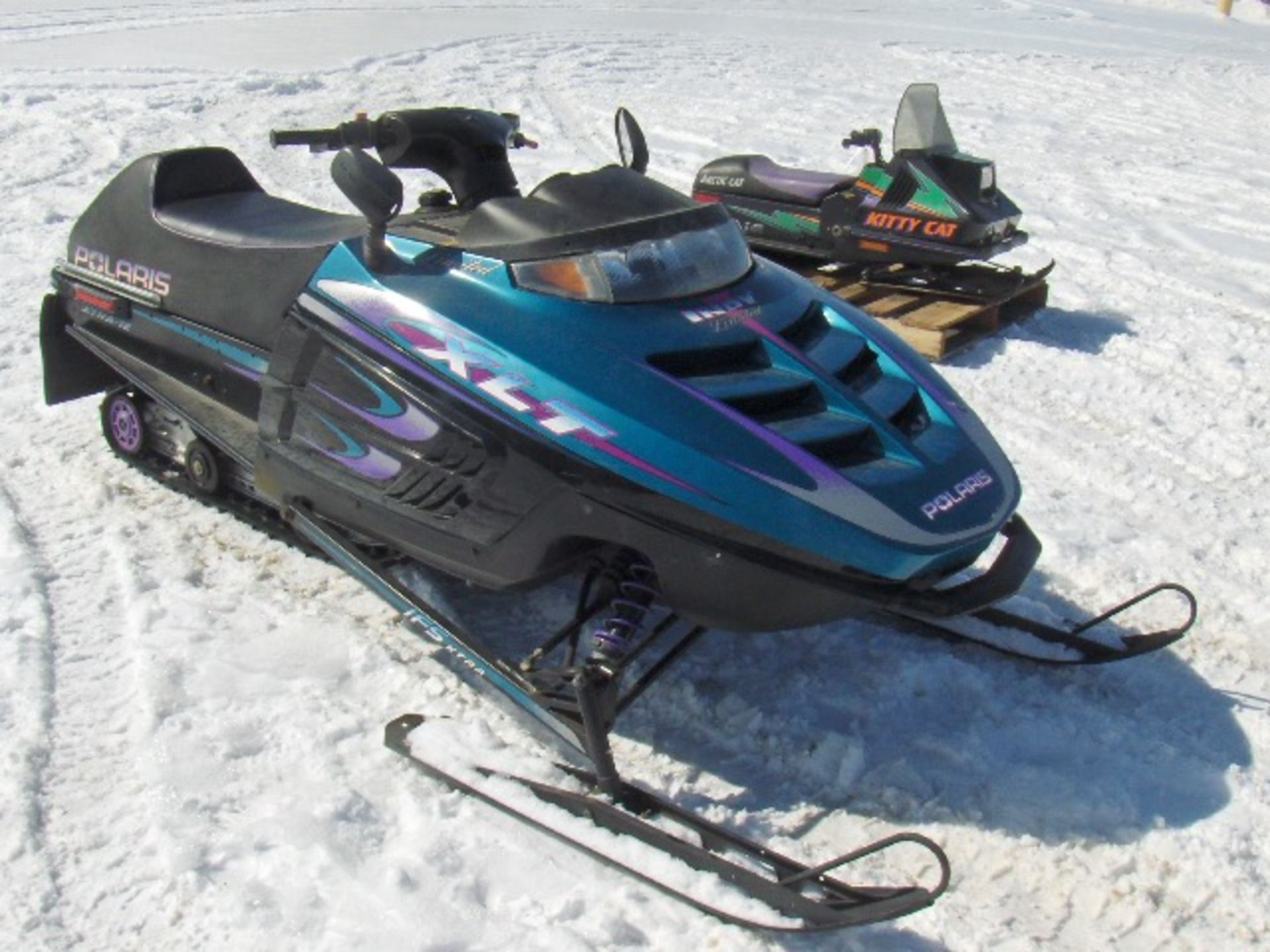 1996 POLARIS 600 973756 318596 Snowmobile, electric start, reverse, with a bill of sale only - Image 3 of 3