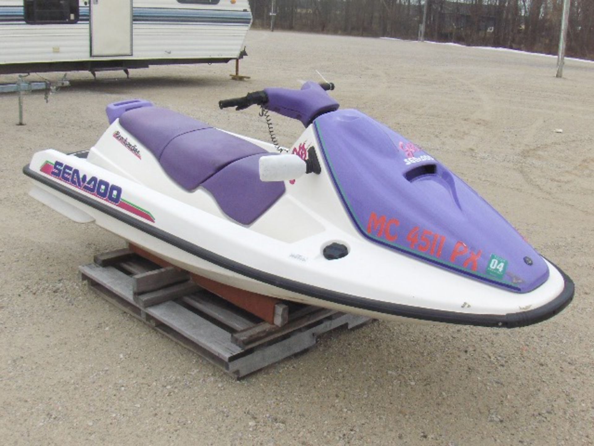 1993 SEA DOO 587CC GTS  ZZN65259D393 jet ski, electric start and reverse, 3 seater, sold with a - Image 2 of 3