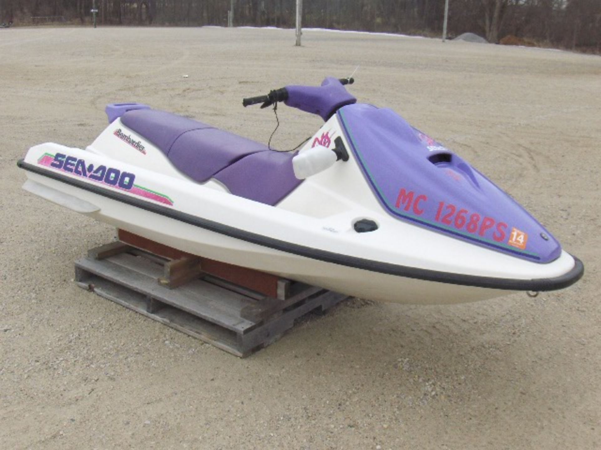 1993 SEA DOO 587CC GTS  ZZN62684C393 jet ski, electric start and reverse, 3 seater, sold with a - Image 2 of 3