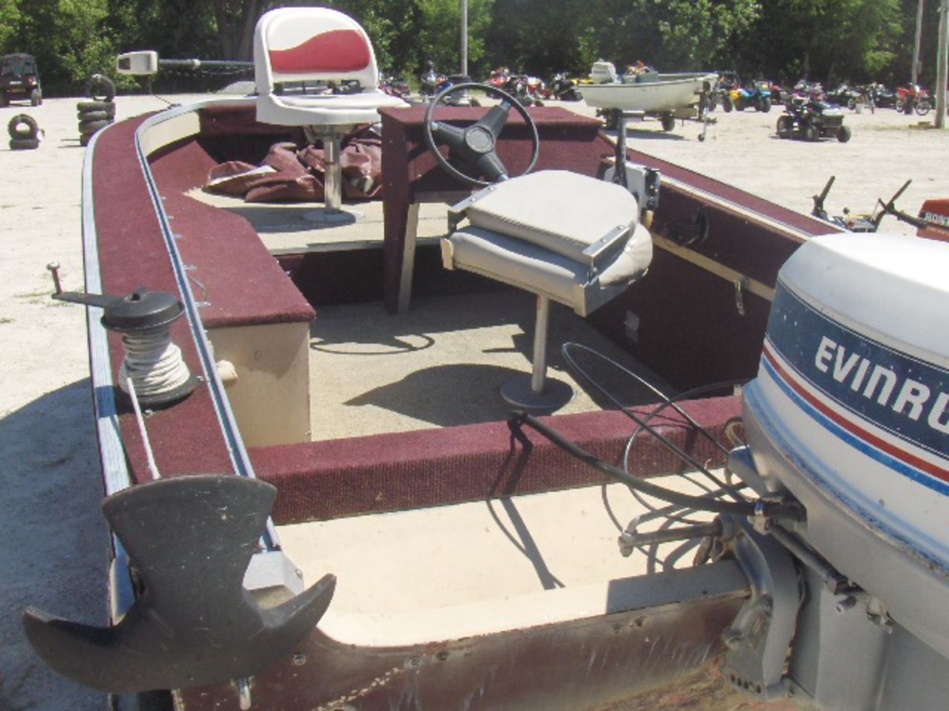 1983 SMOKERCRAFT 35HP W/TRLMSR 1 AXLE 18'TRLR 1 AXLE 18'TRLR  NO S# boat w/trailer, owner started at - Image 4 of 4