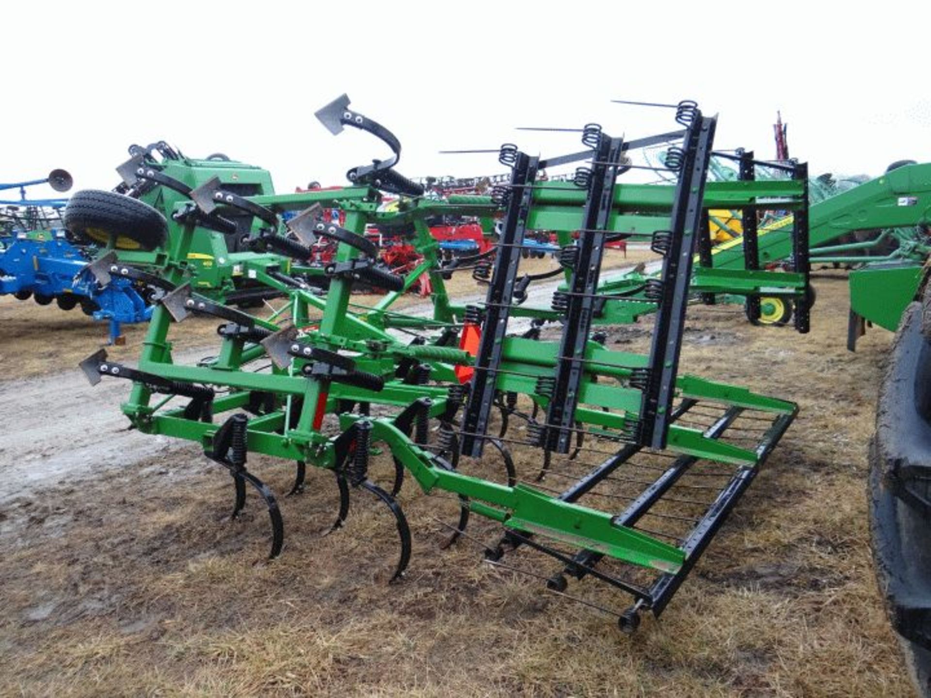 Lot # 1635 JD 960 Field Cultivator 18', 3pt - Image 3 of 3