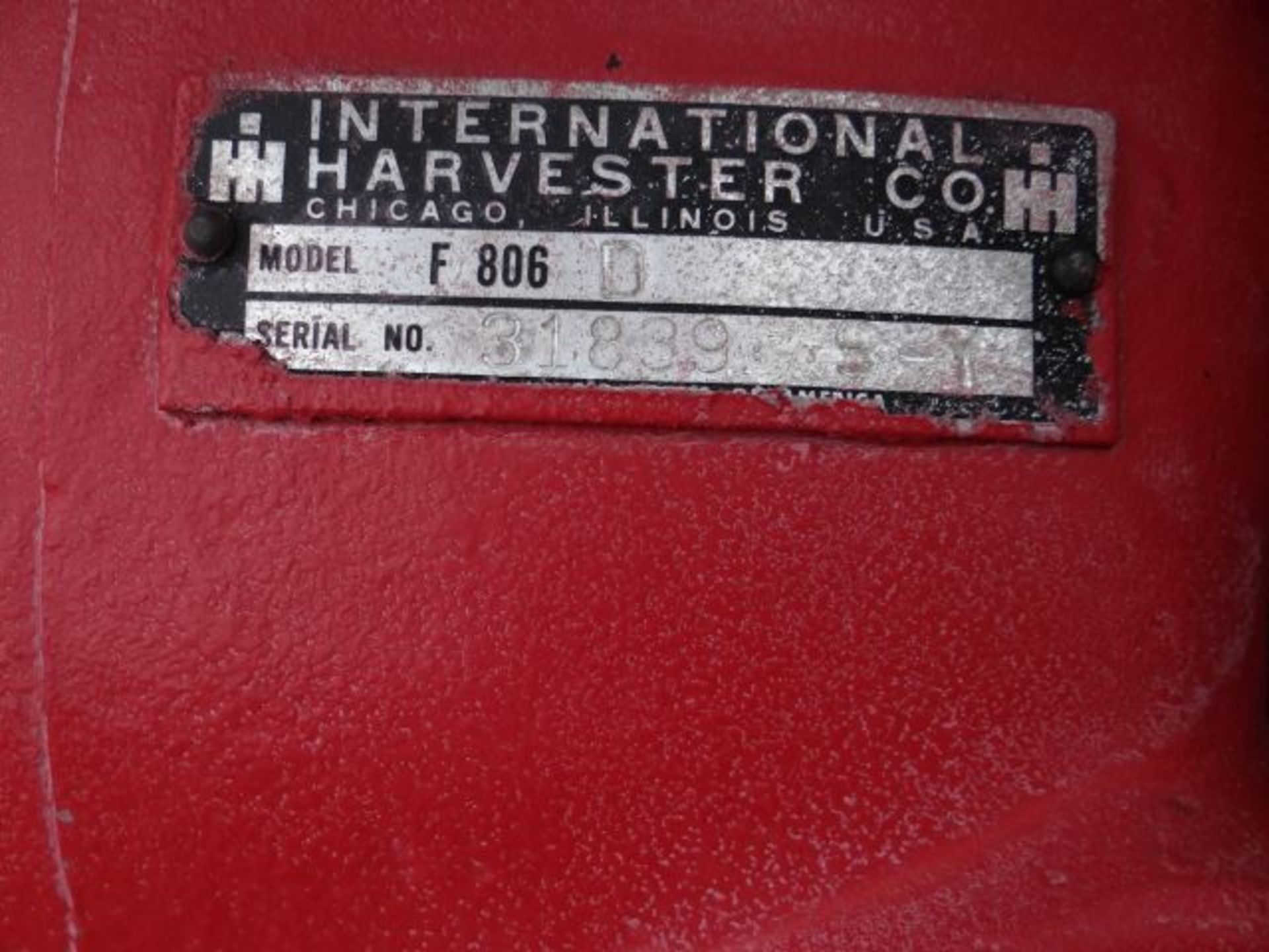Lot # 1326 Farmall 806 Tractor, 1966 One Owner, New Injectors, Torque, Hyd Pump in Dec 2014, Sold - Image 3 of 4