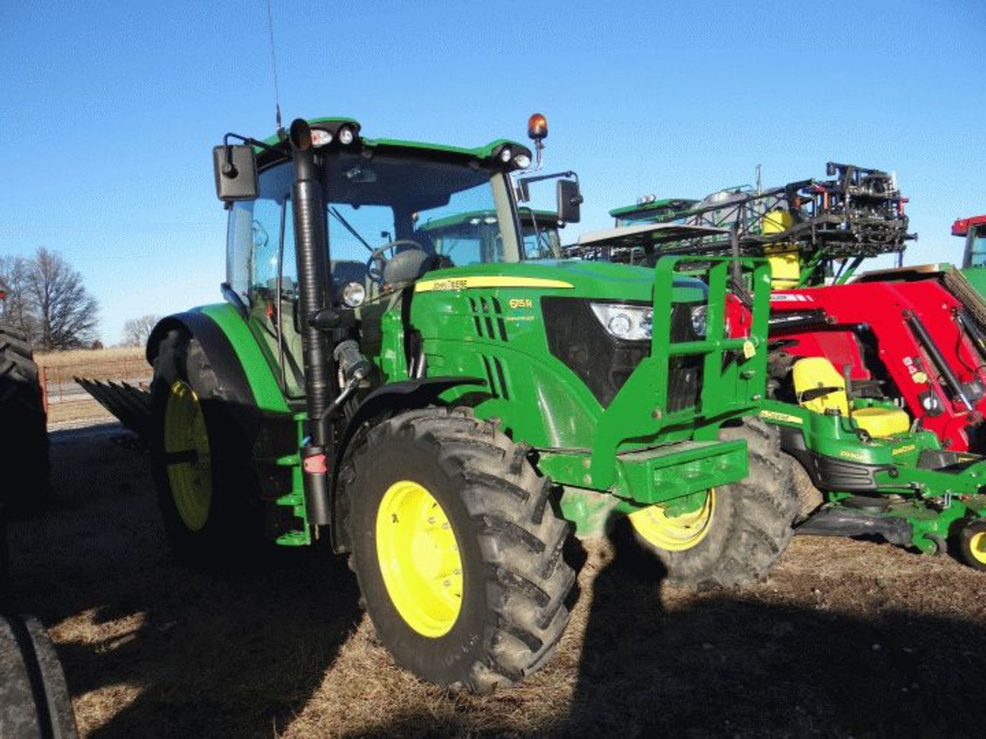 Lot # 300 JD 6115R Tractor, 2013 st#45031, 209 hrs, MFWD, Premium Cab, 24sp, 3 SCVs, Powergard - Image 2 of 5