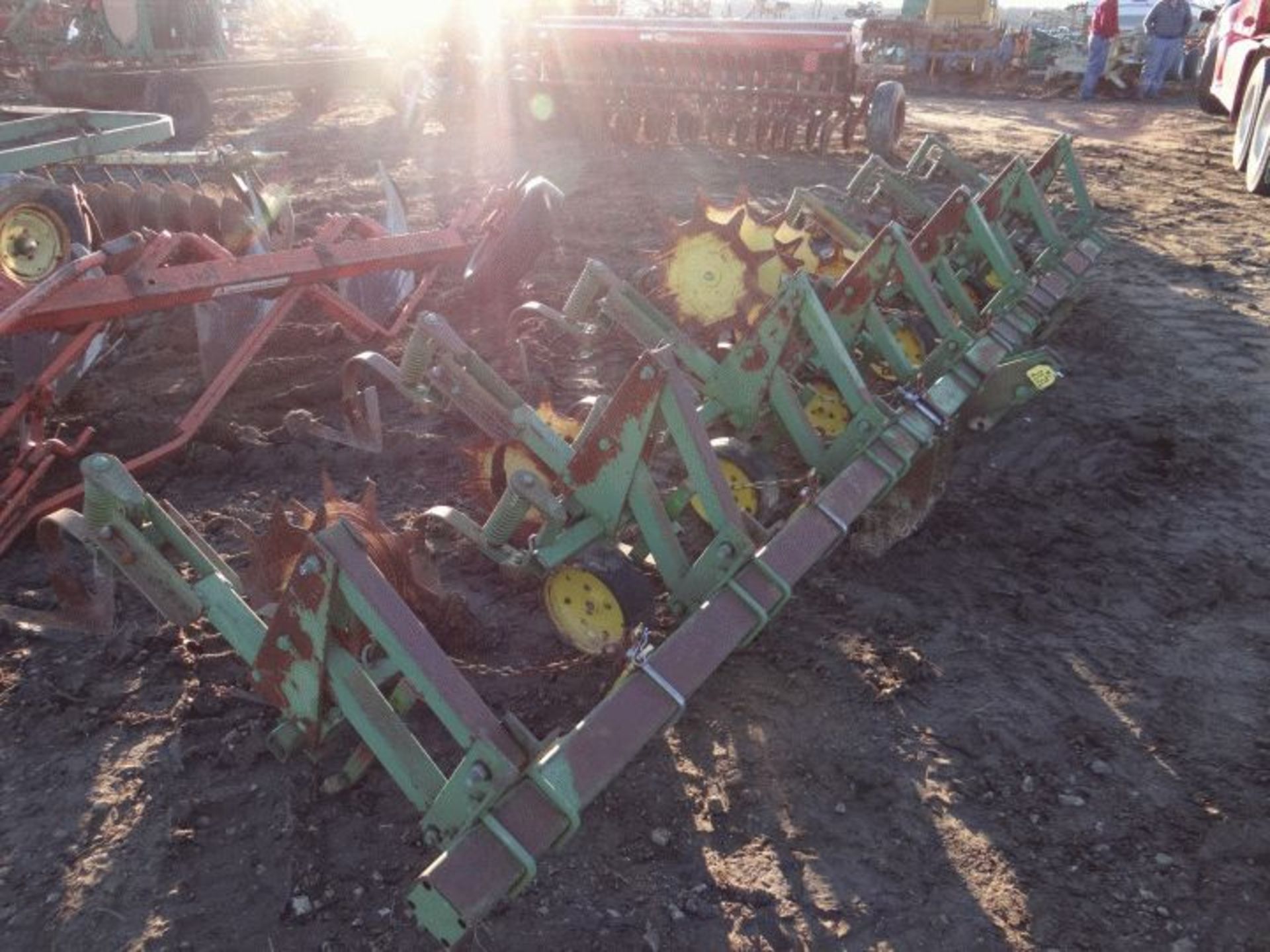 Lot # 2131 JD 825 Cultivator 6 Row, Rolling Baskets