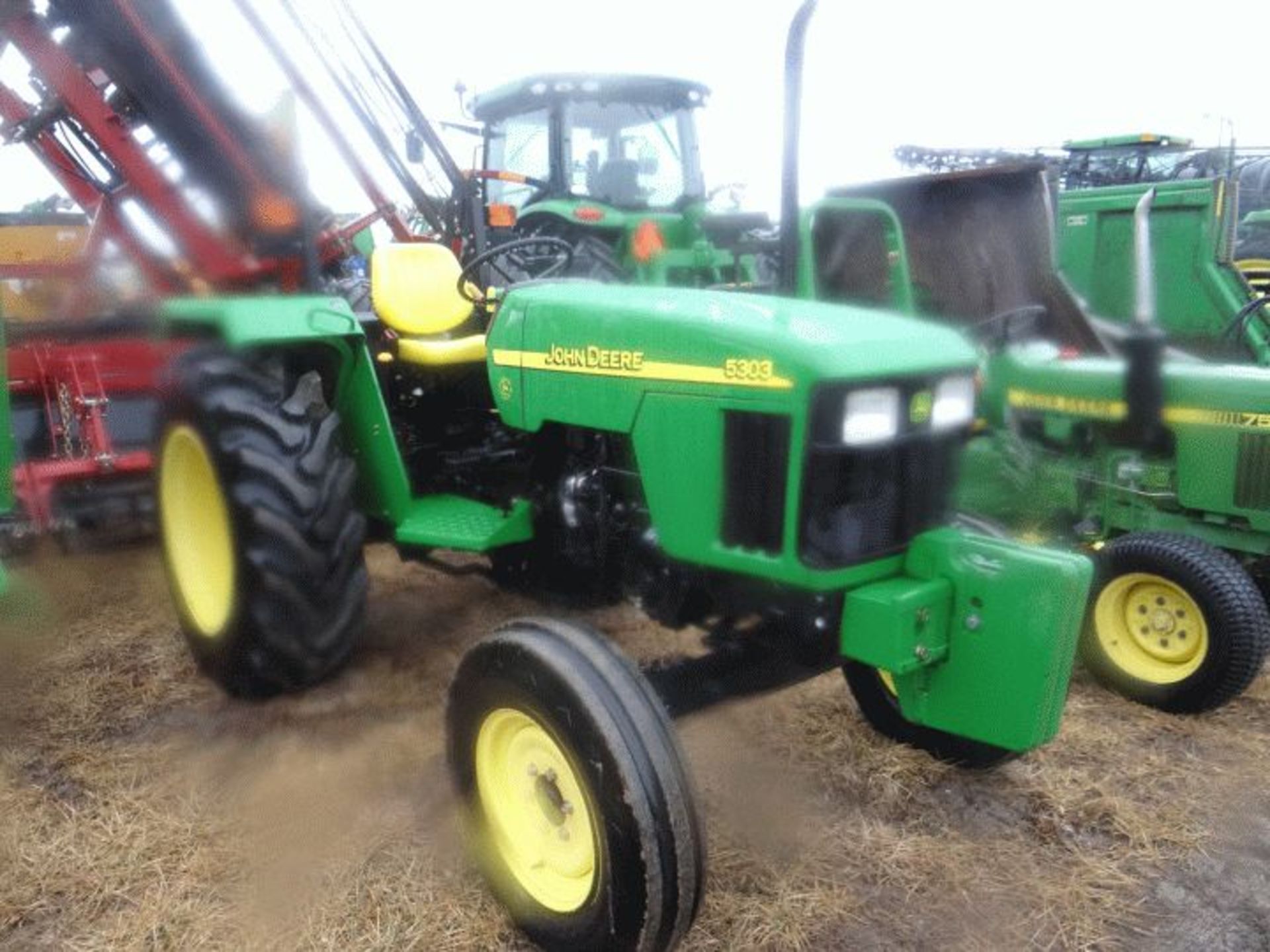 Lot # 1597 JD 5303 Tractor 420 hrs, One Owner, Diesel - Image 2 of 4