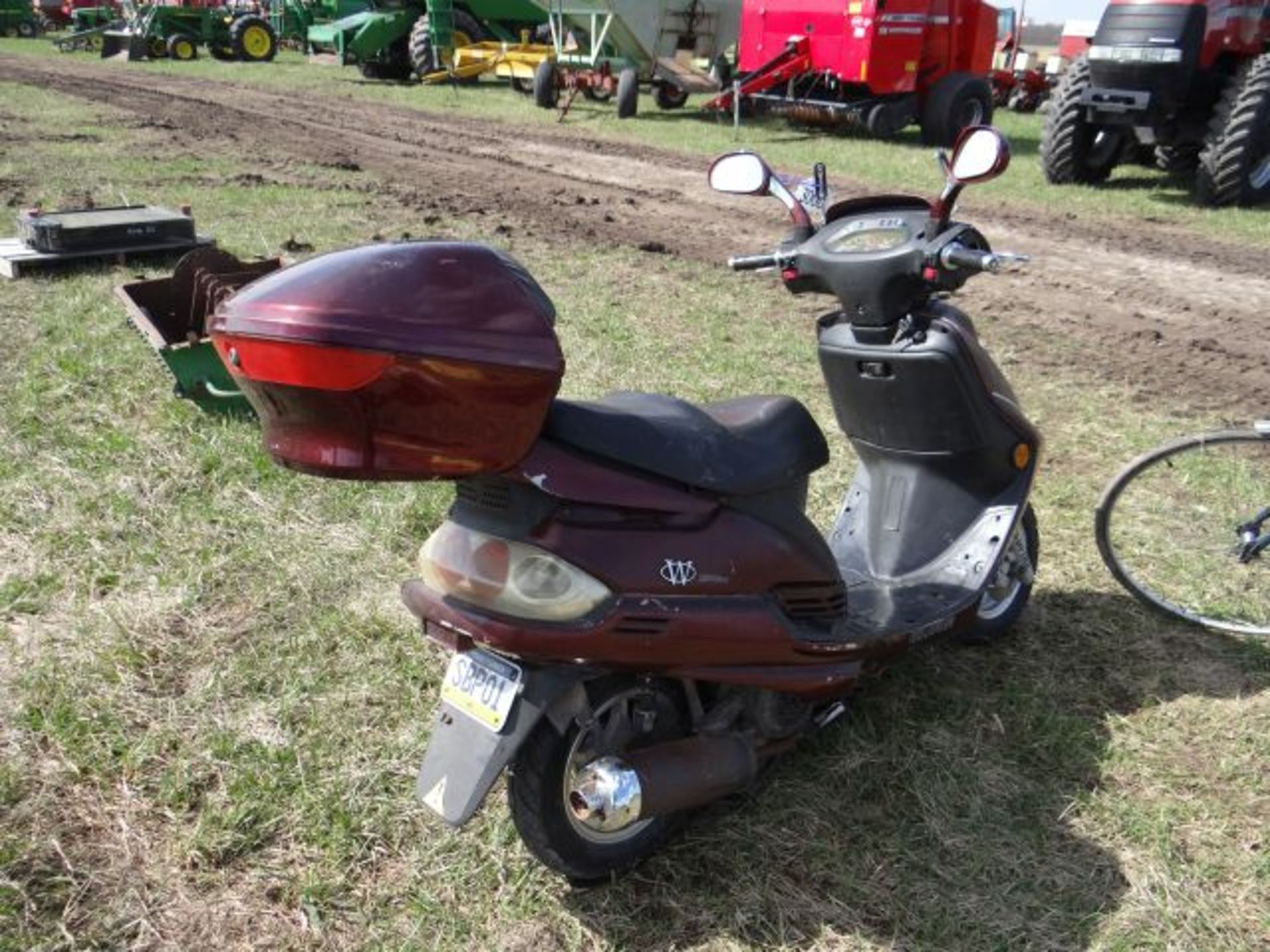 Lot 3008 Wildfire MoPed Not Running, No Title - Image 4 of 4
