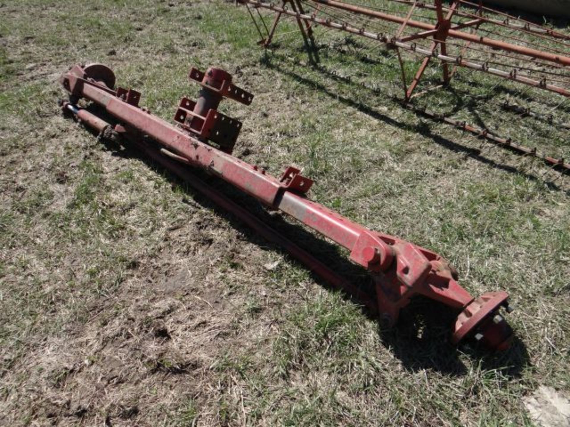 Lot 3307 IH Rear Combine Axle - Image 2 of 2