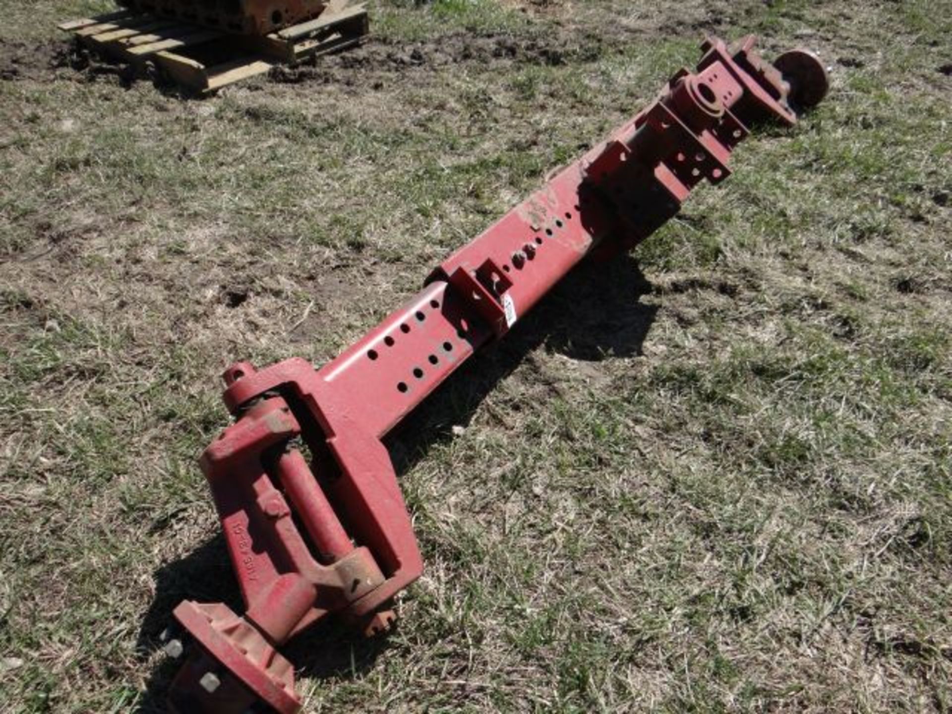 Lot 3307 IH Rear Combine Axle