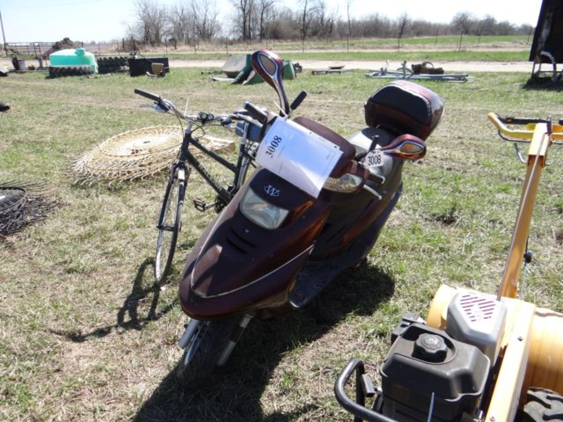 Lot 3008 Wildfire MoPed Not Running, No Title - Image 3 of 4