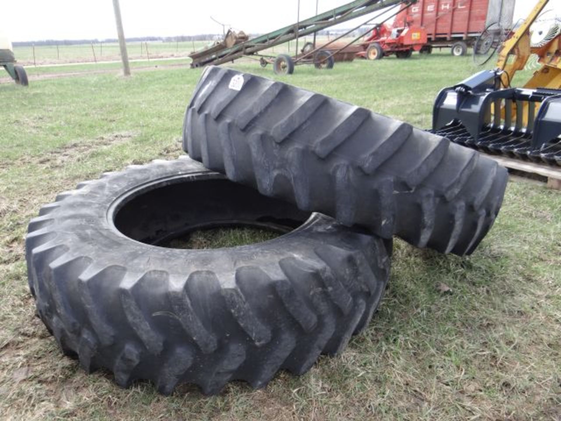 Lot 3200 Pair of 20.8x42 Firestone Tires