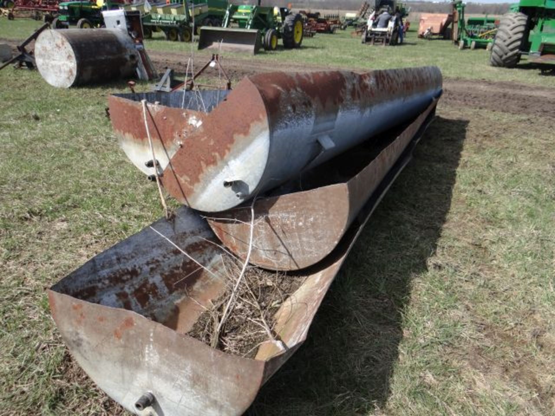 Lot 3214 Feed Trough