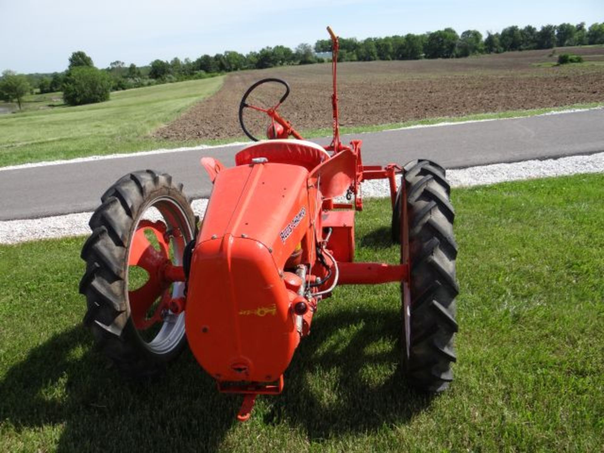 AC G Tractor, Gas - Image 3 of 3