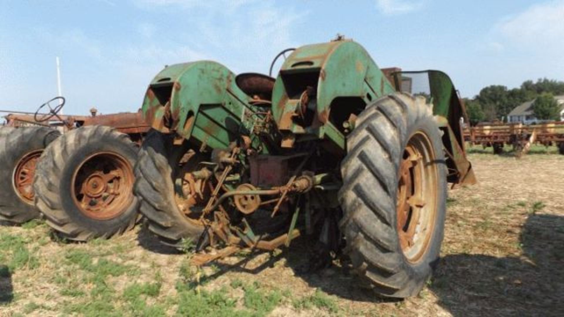 Lot 413 Farmall M Tractor w/JD 227 Mounted Corn Picker - Image 2 of 3