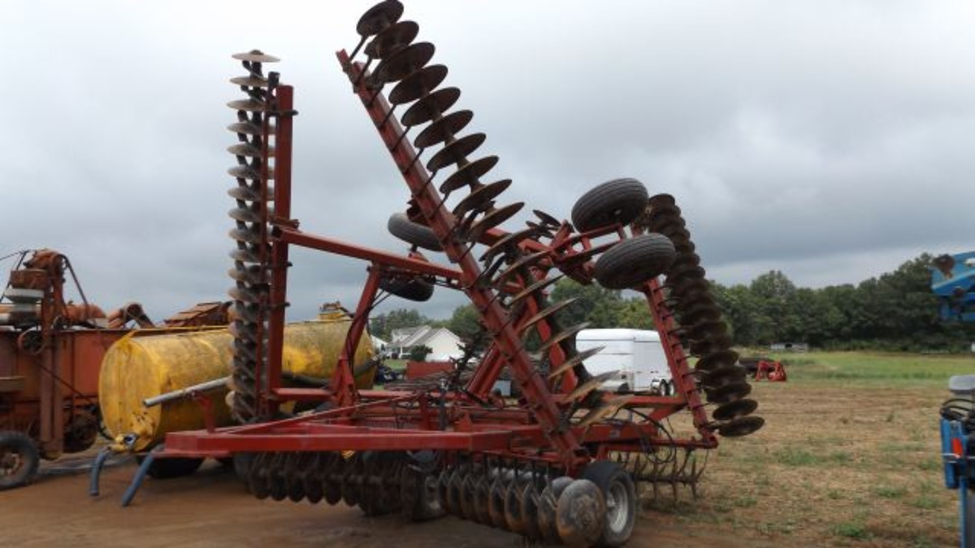 Lot 616 Case IH 3900 Disk 32' - Image 3 of 3