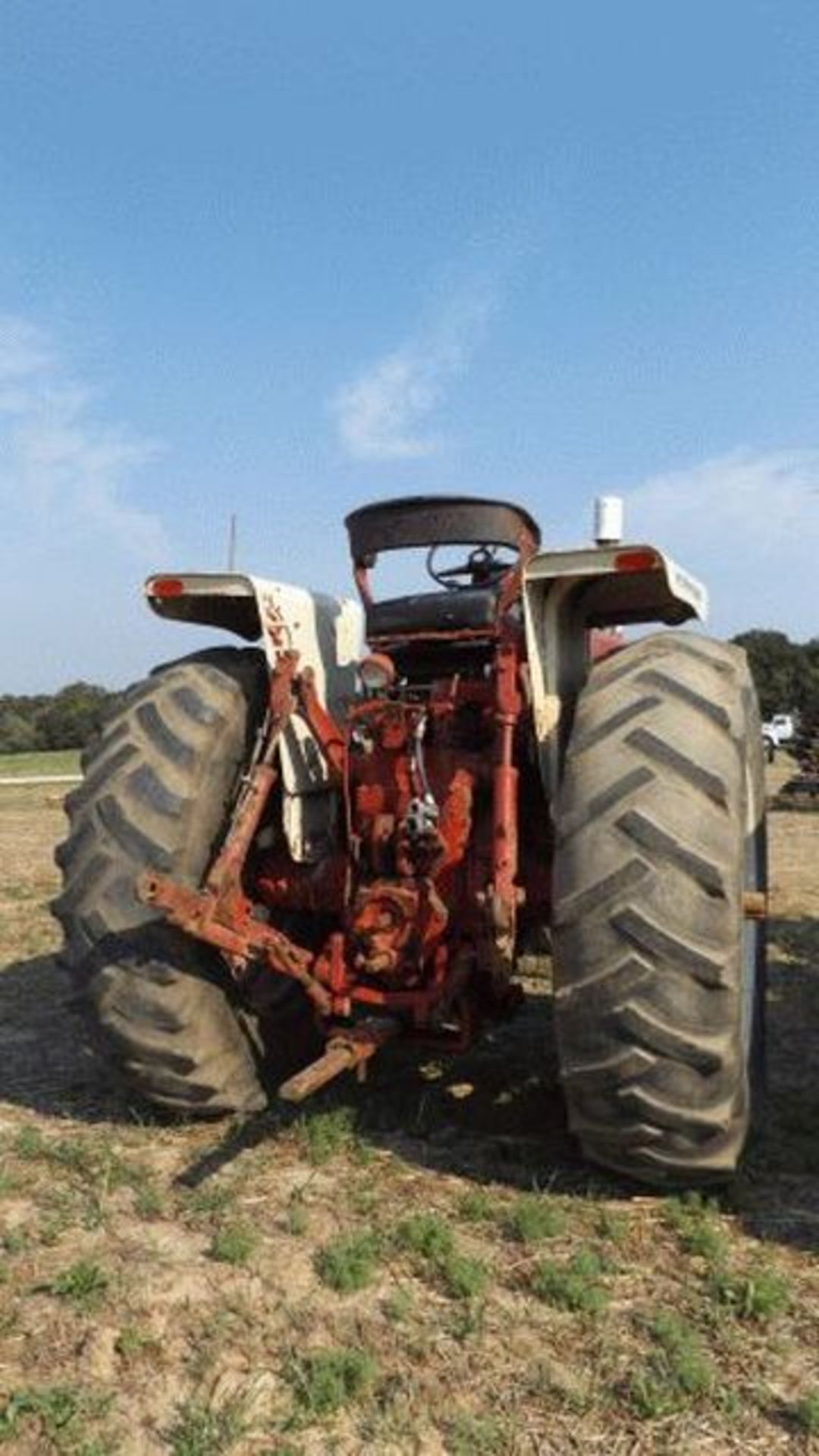 Lot 406 IH 1206 Tractor, 1967 1 SCV, 3pt, Dual PTO, NF - Image 3 of 3