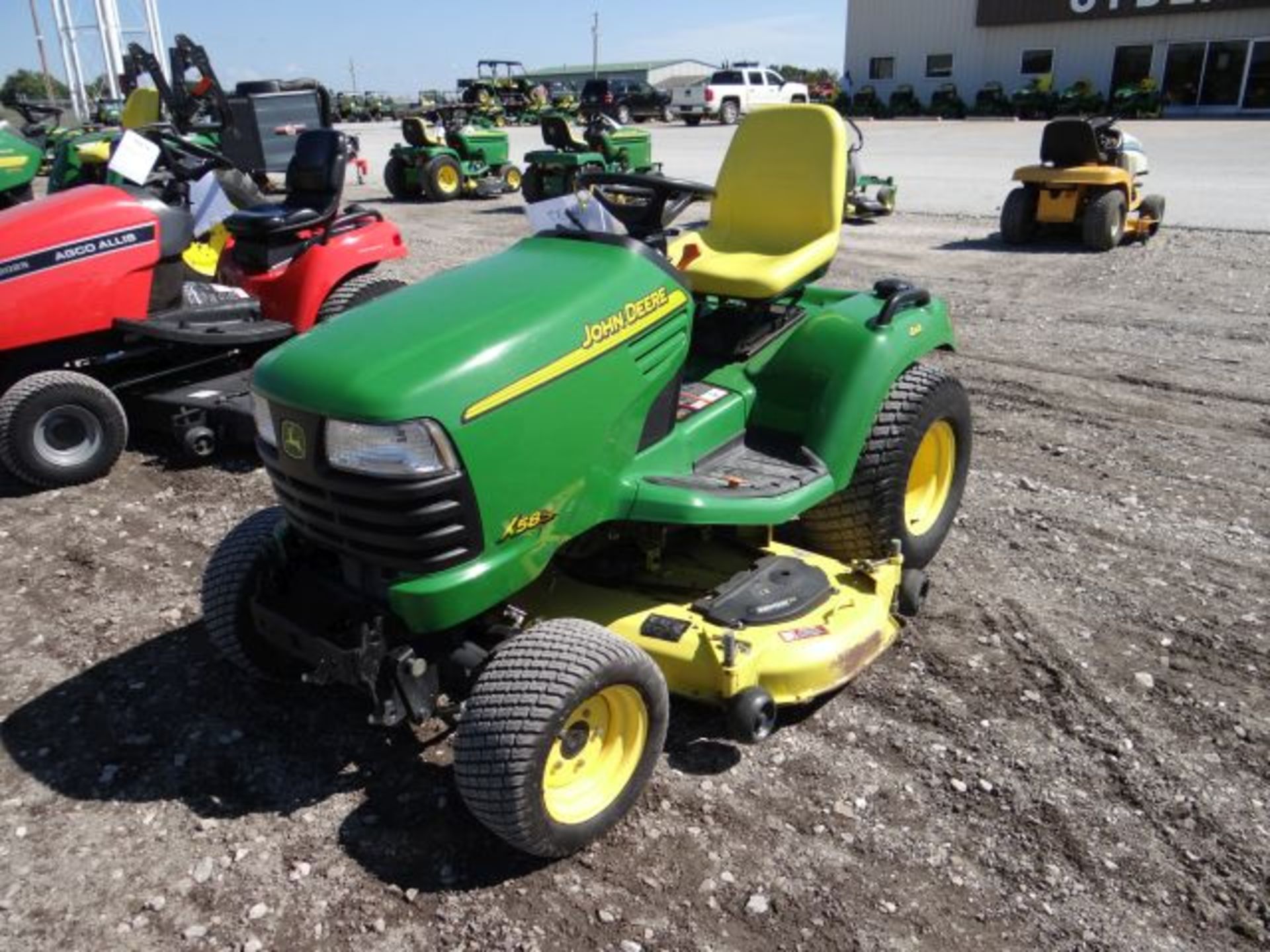 Lot 30137 - 2006 JD X585/54 Mower 2071 hrs, 25hp, 4wd, Kawasaki, EFI, Water Cooled, Hydro, Power