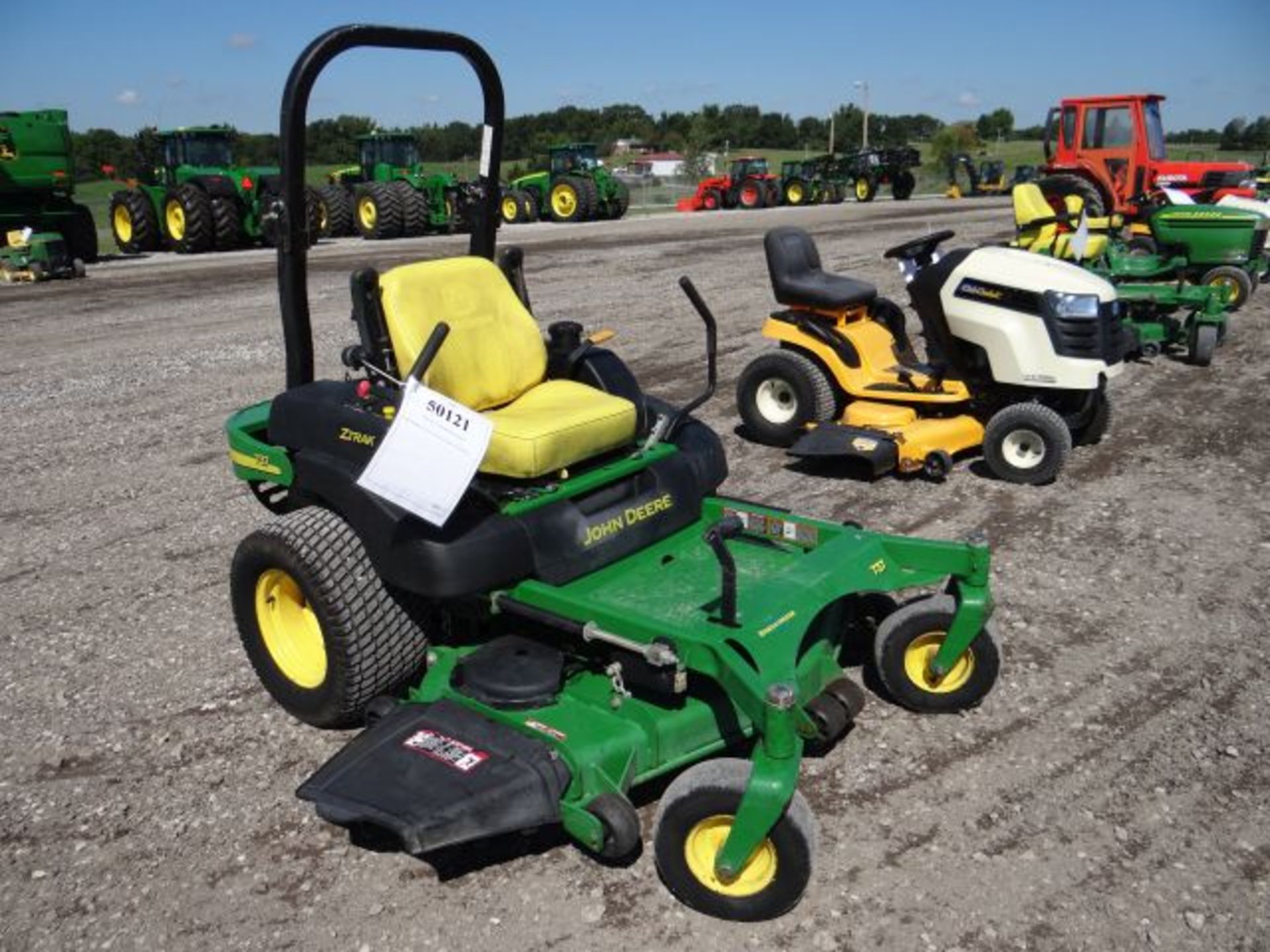 2005 JD 737/54 Mid Z Pro Mower Showing 315 hrs, 23hp, Kawasaki, Air Cool, Zero Turn, 54" Deck,