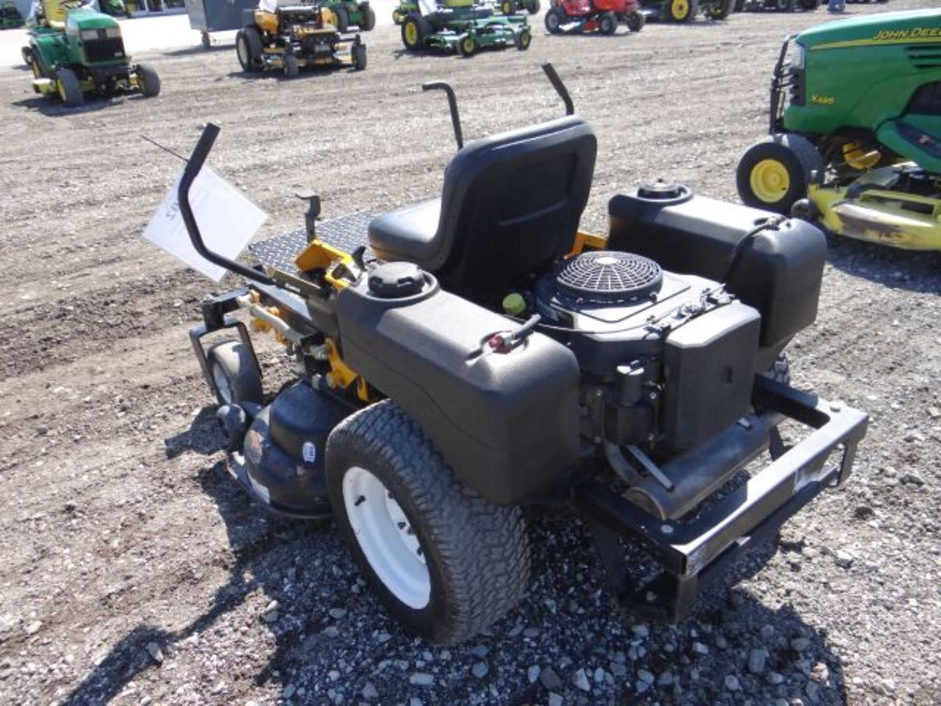 Lot 7502 - 2005 Cub Cadet M50KMS Zero Turn Mower 400 hrs, 23hp, Kohler, Air Cool, 50" Deck, - Image 4 of 4